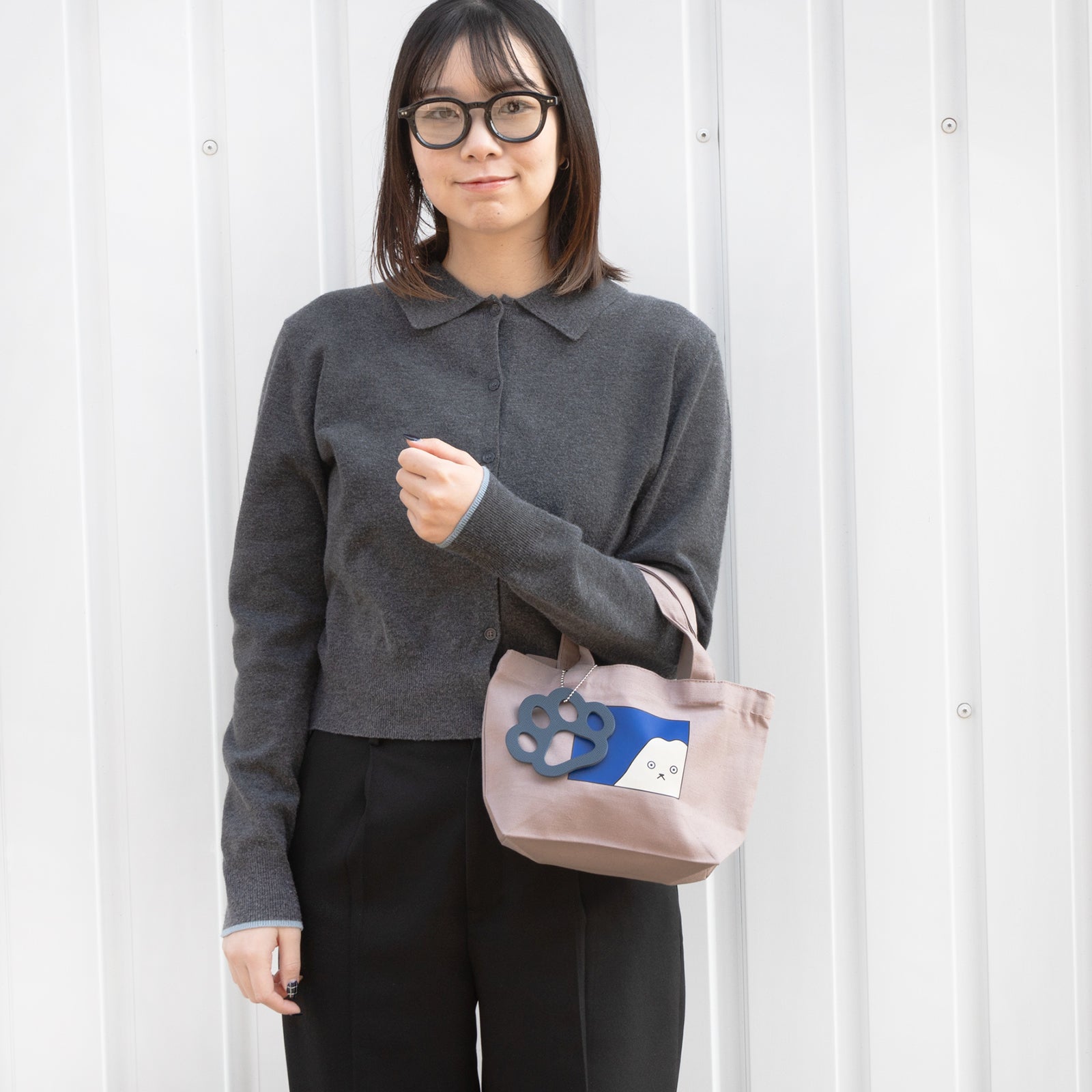 【期間限定：3月20日(金)22:00～22日(日)】にゃんぺんトートバッグ・S  [富士山にゃんぺん]  /  グレージュ