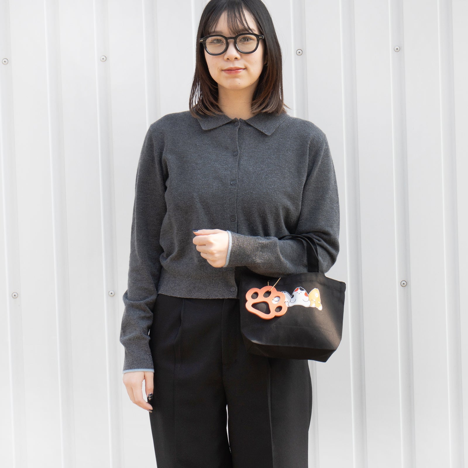 【期間限定：3月20日(金)22:00～22日(日)】にゃんぺんトートバッグ・S  [仲良し3にゃんぺんず]  /  ブラック