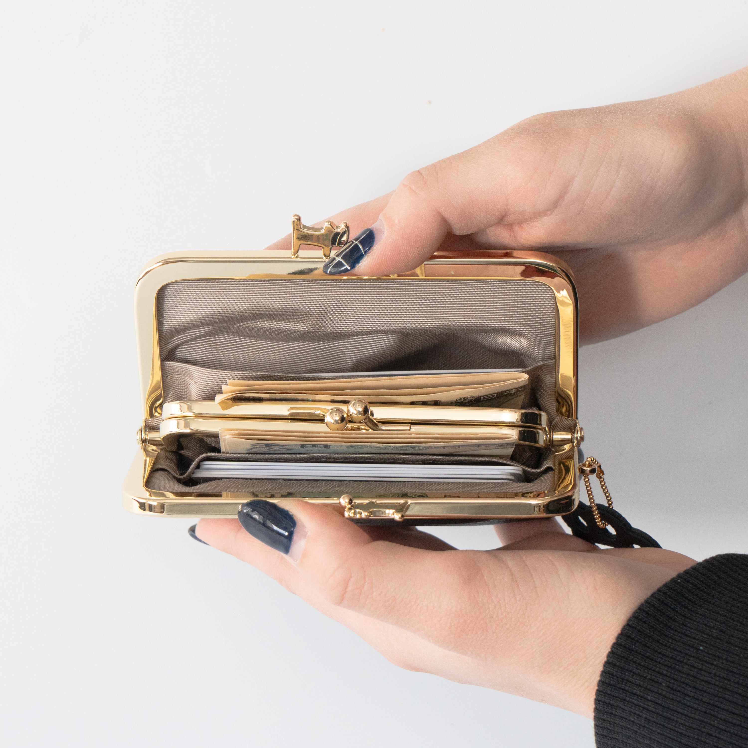 にゃまぐちウォレット　キュイール・マッシュ  /  ブラック