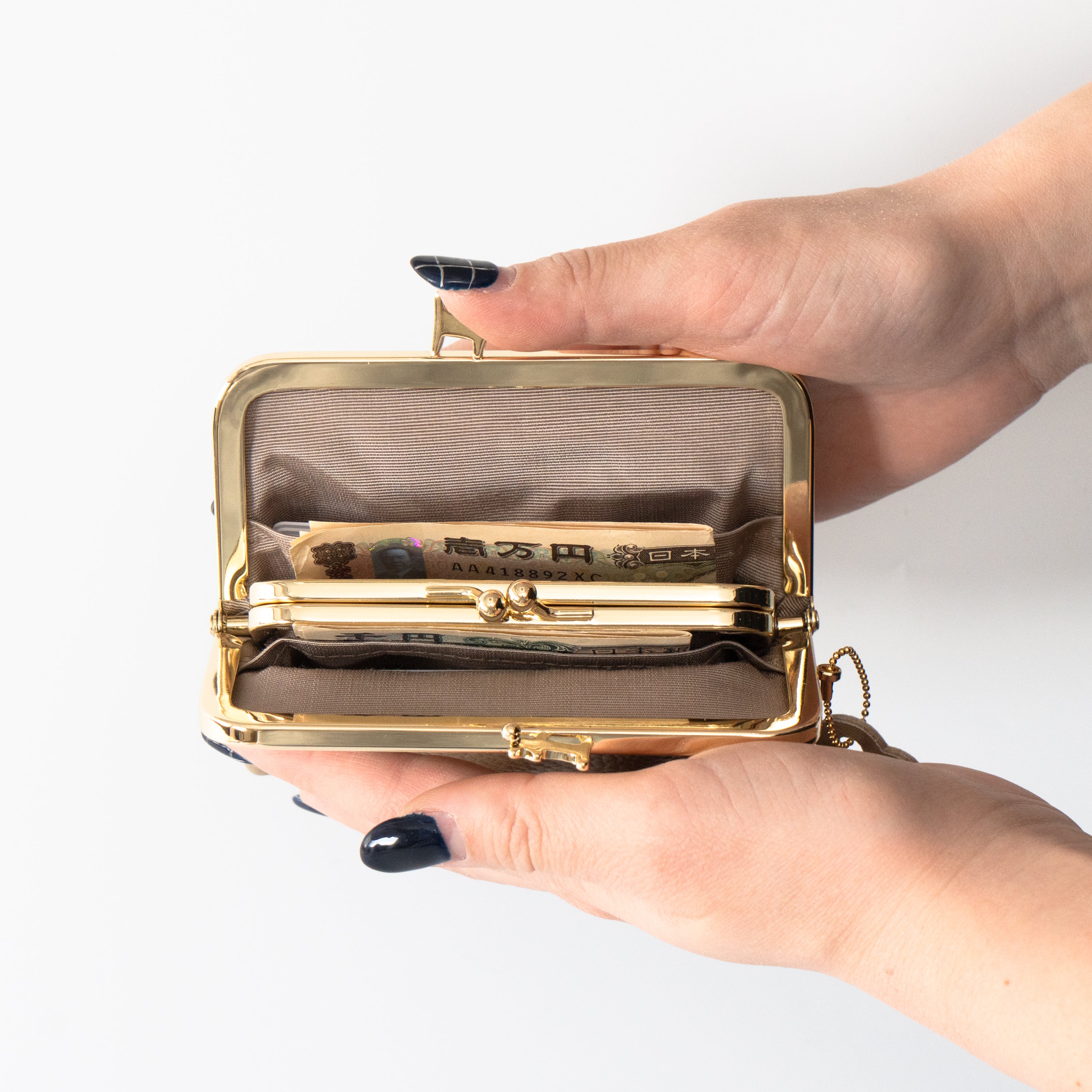 にゃまぐちウォレット　キュイール・マッシュ  /  トゥルティエール