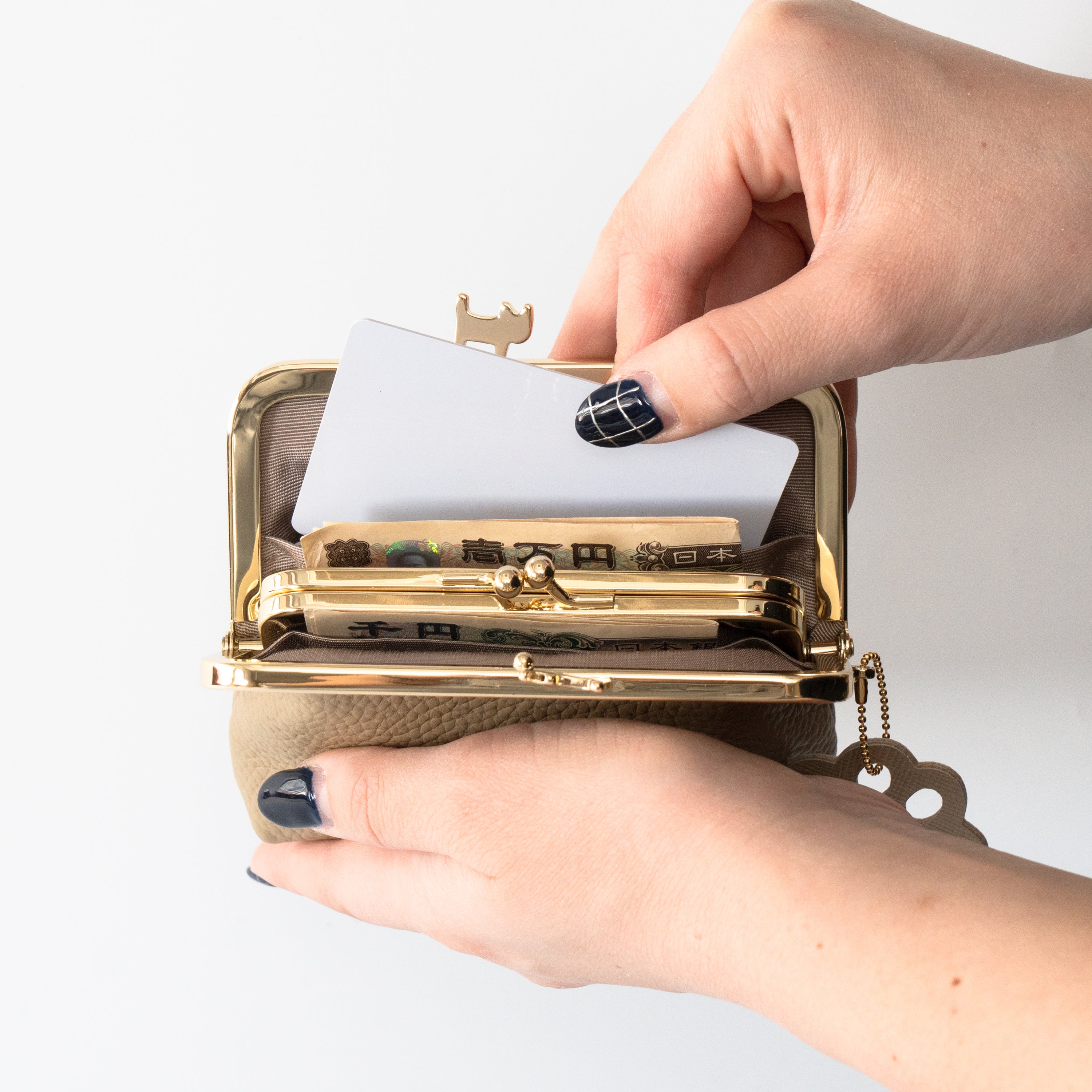 にゃまぐちウォレット　キュイール・マッシュ  /  トゥルティエール