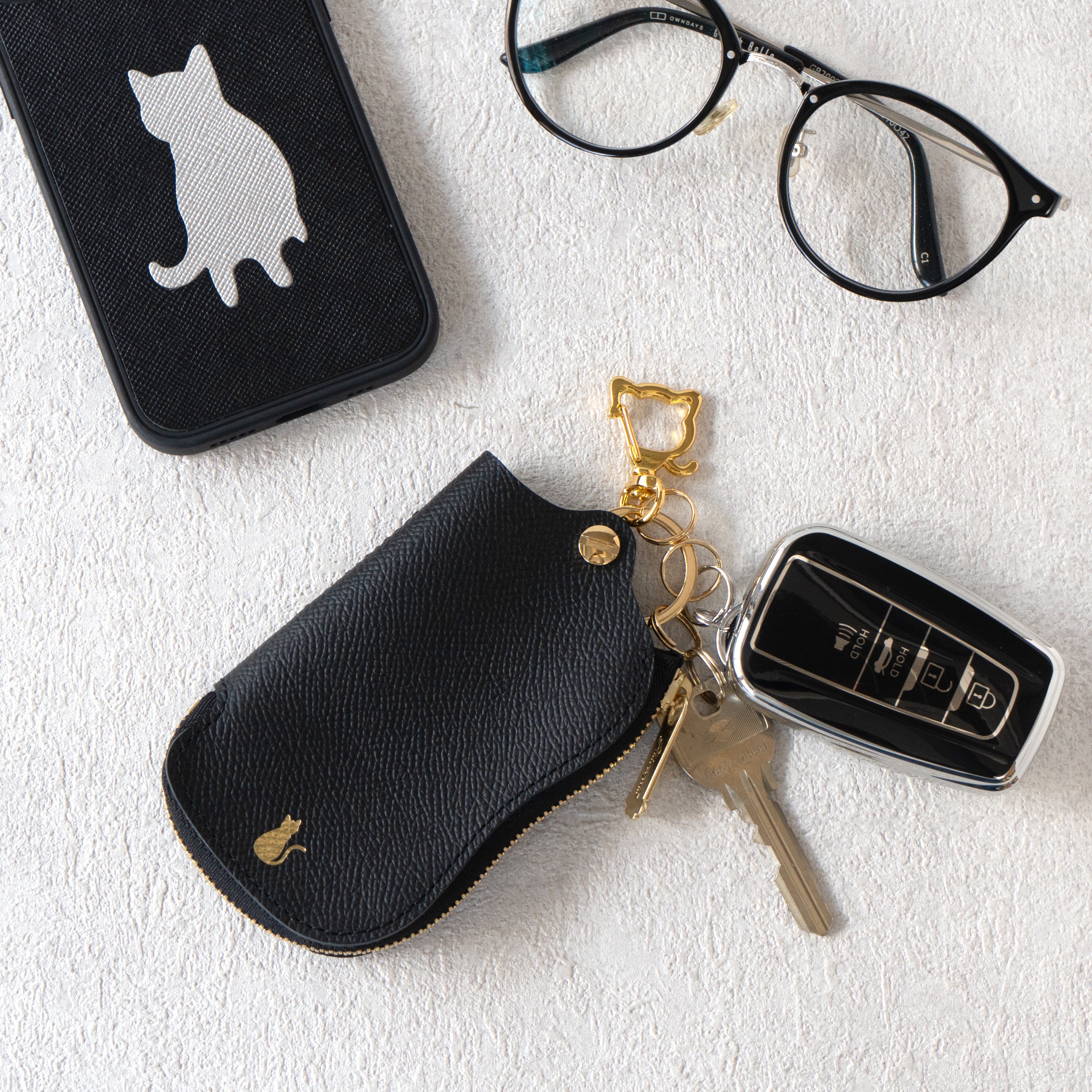 スマートキーケース　キュイール・ミネルバ  /  ブラック