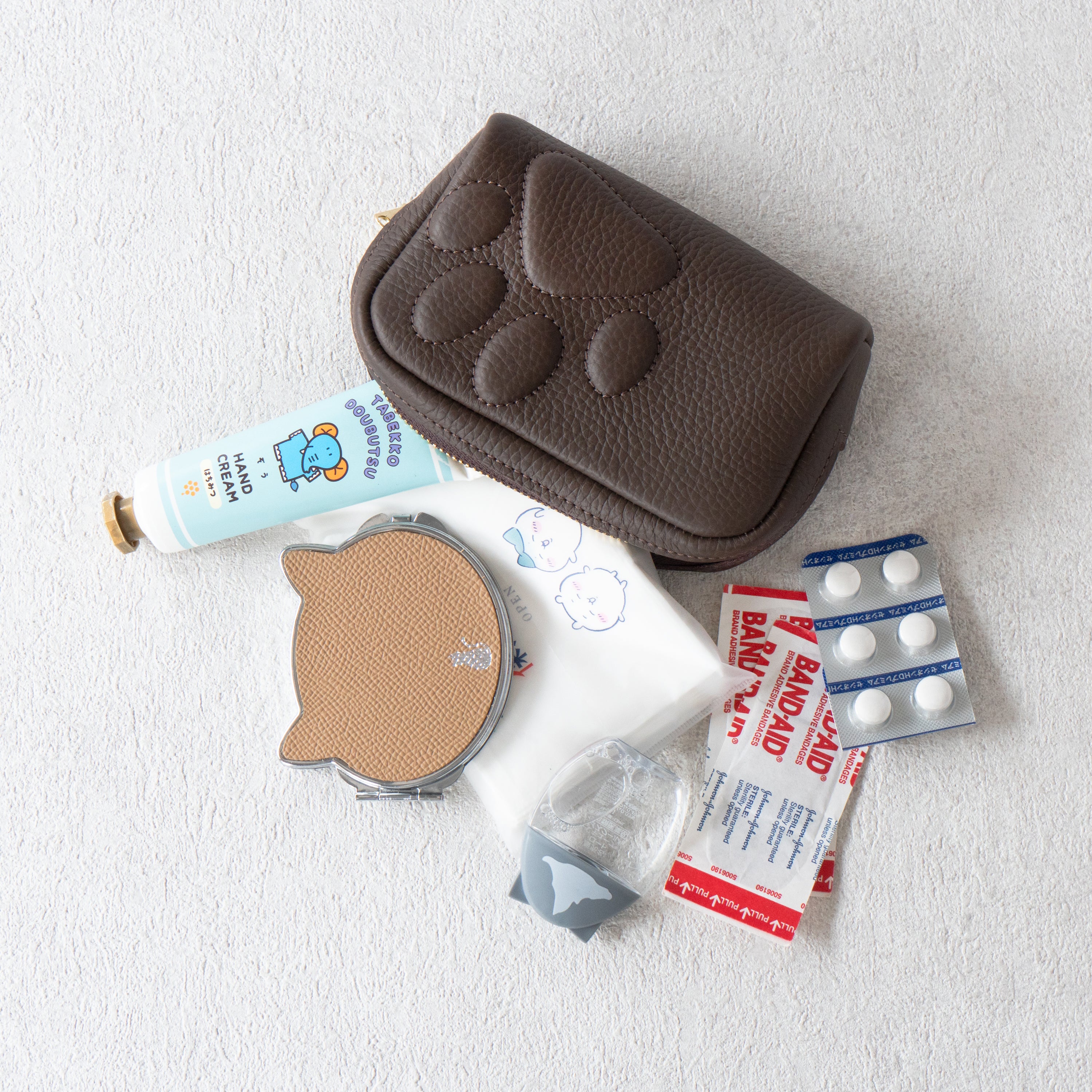 PAWキューブポーチ　キュイール・マッシュ /  チョコ