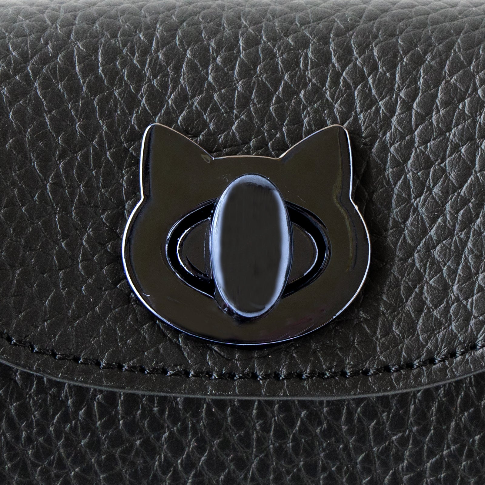 【8月限定・にゃつまつり】【数量限定】シェルウォレット CAT   キュイール・マッシュ　/  ブラック [ブラック金具]