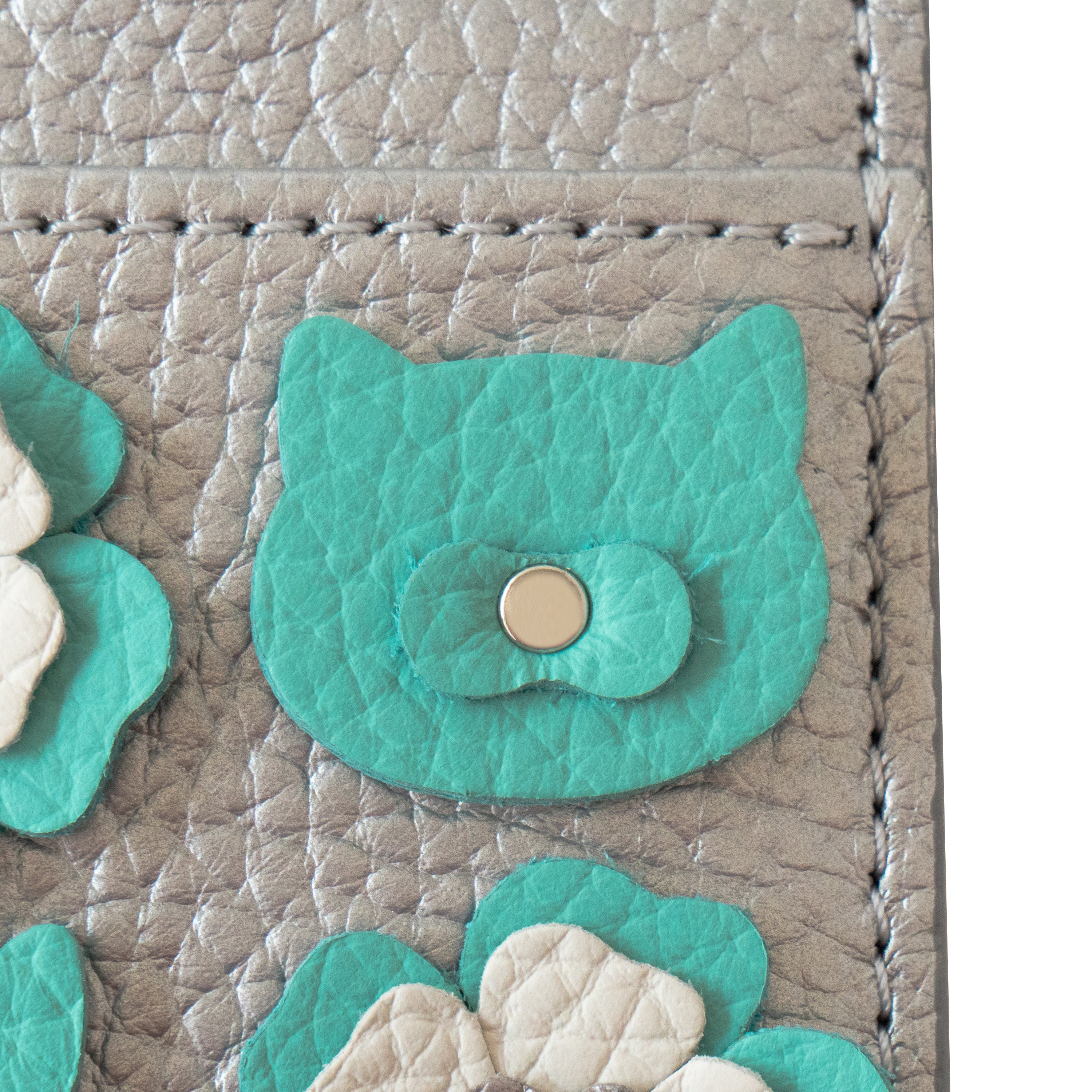 [Pre-order: May 15th (Fri) 10:00 PM - 17th (Sun)] Flower Nyan Pass Case - Cuir Mash / Silver