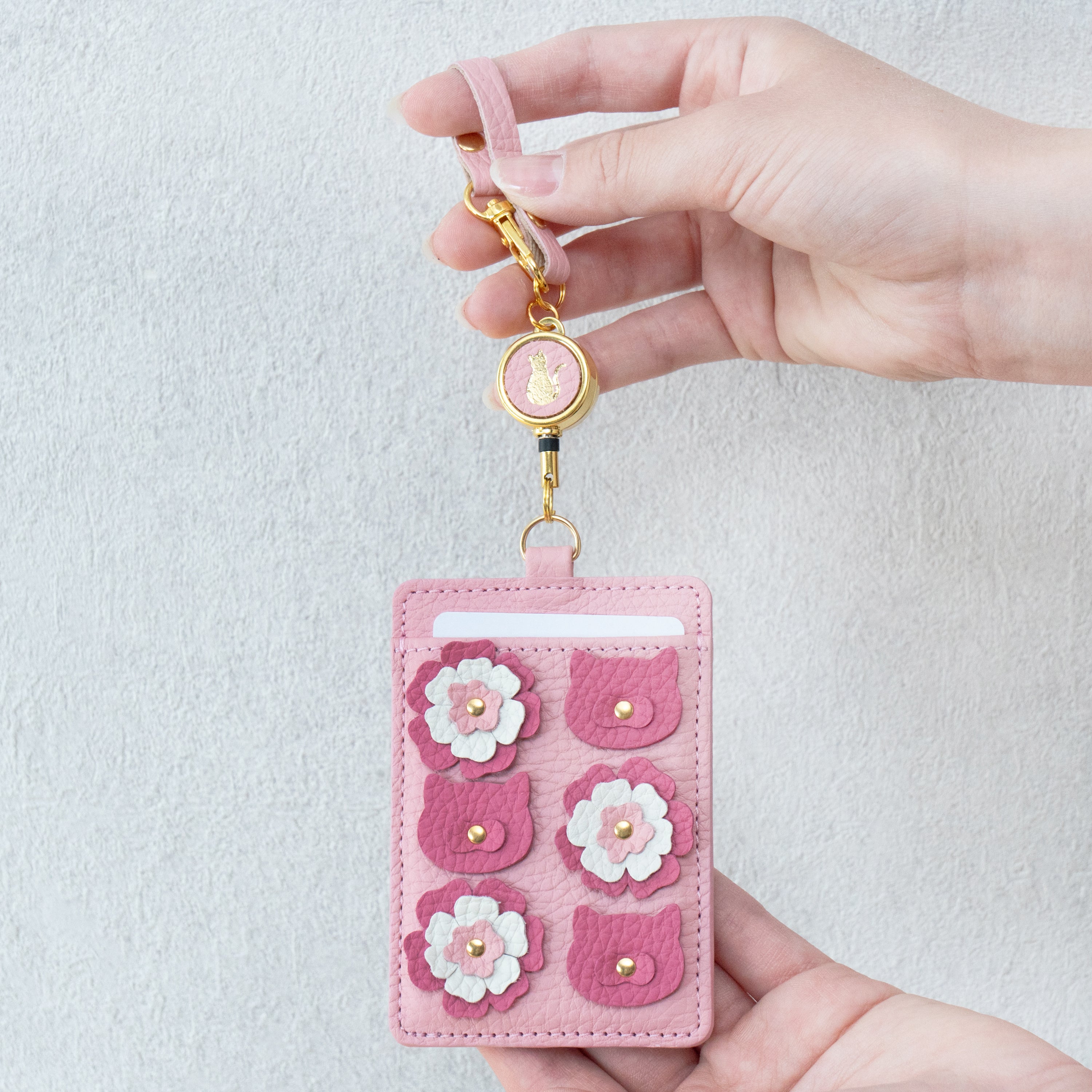 [Pre-order sales: May 15th (Fri) 22:00 - 17th (Sun)] Flower Nyapass Case Cuir Mash / Sakura Pink