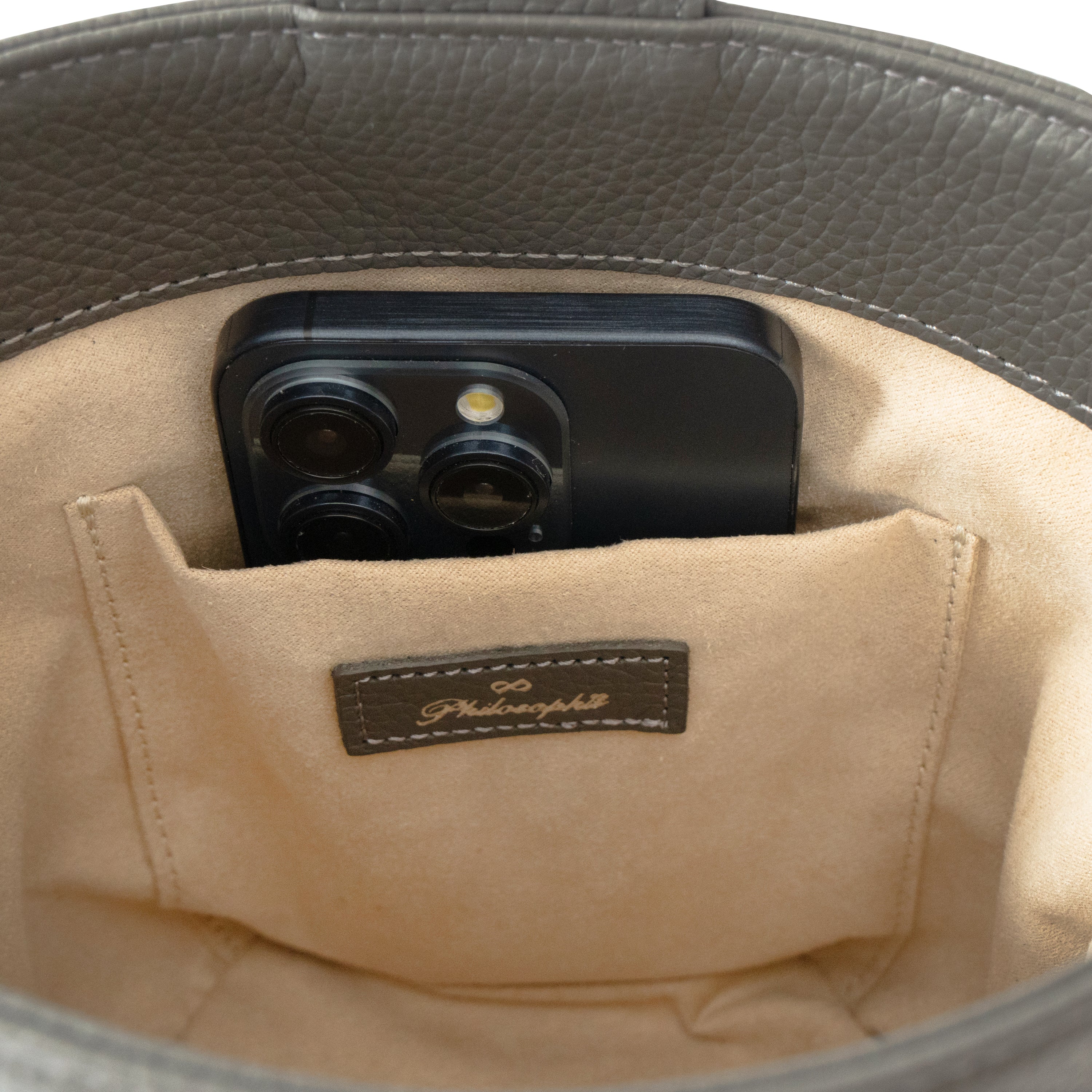 [Renewal] Shoulder Bag - PAW Cuir Mach / Graphite