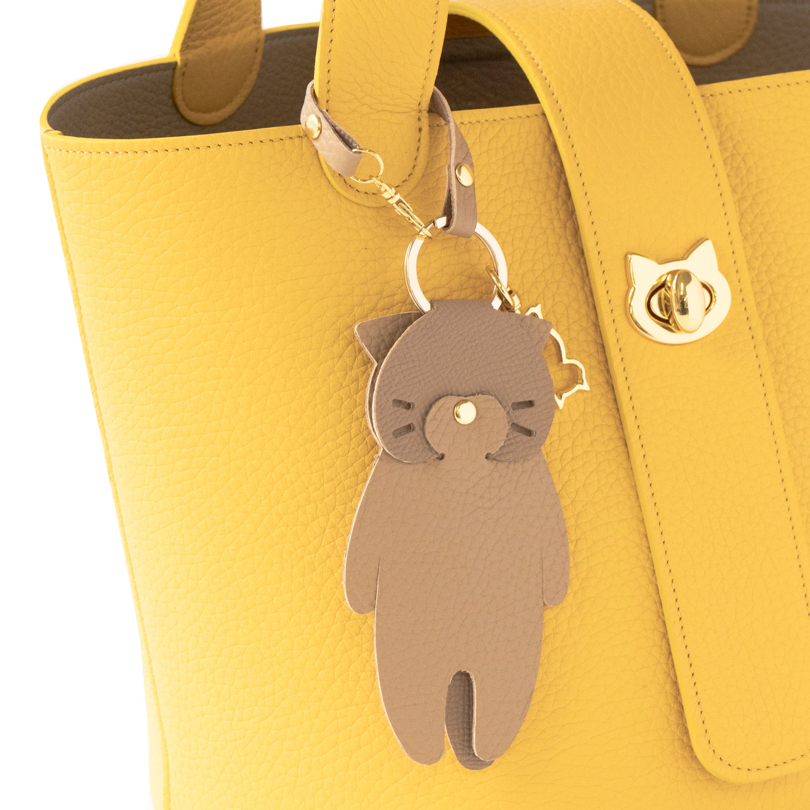 【6/8(日) 1日限定販売】にゃんチャーム  /  ちゃ