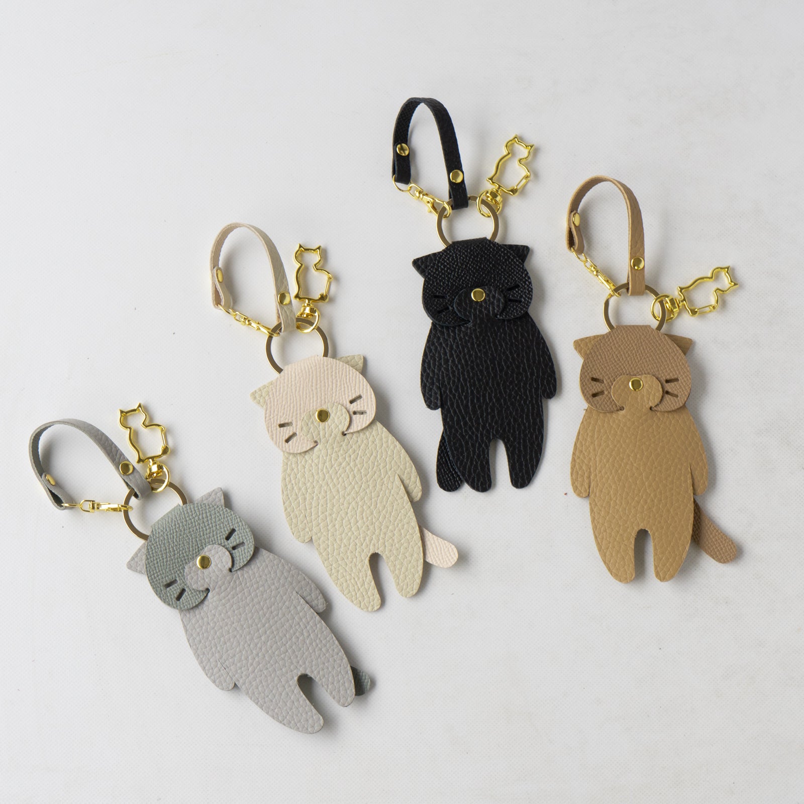 【6/8(日) 1日限定販売】にゃんチャーム  /  ちゃ