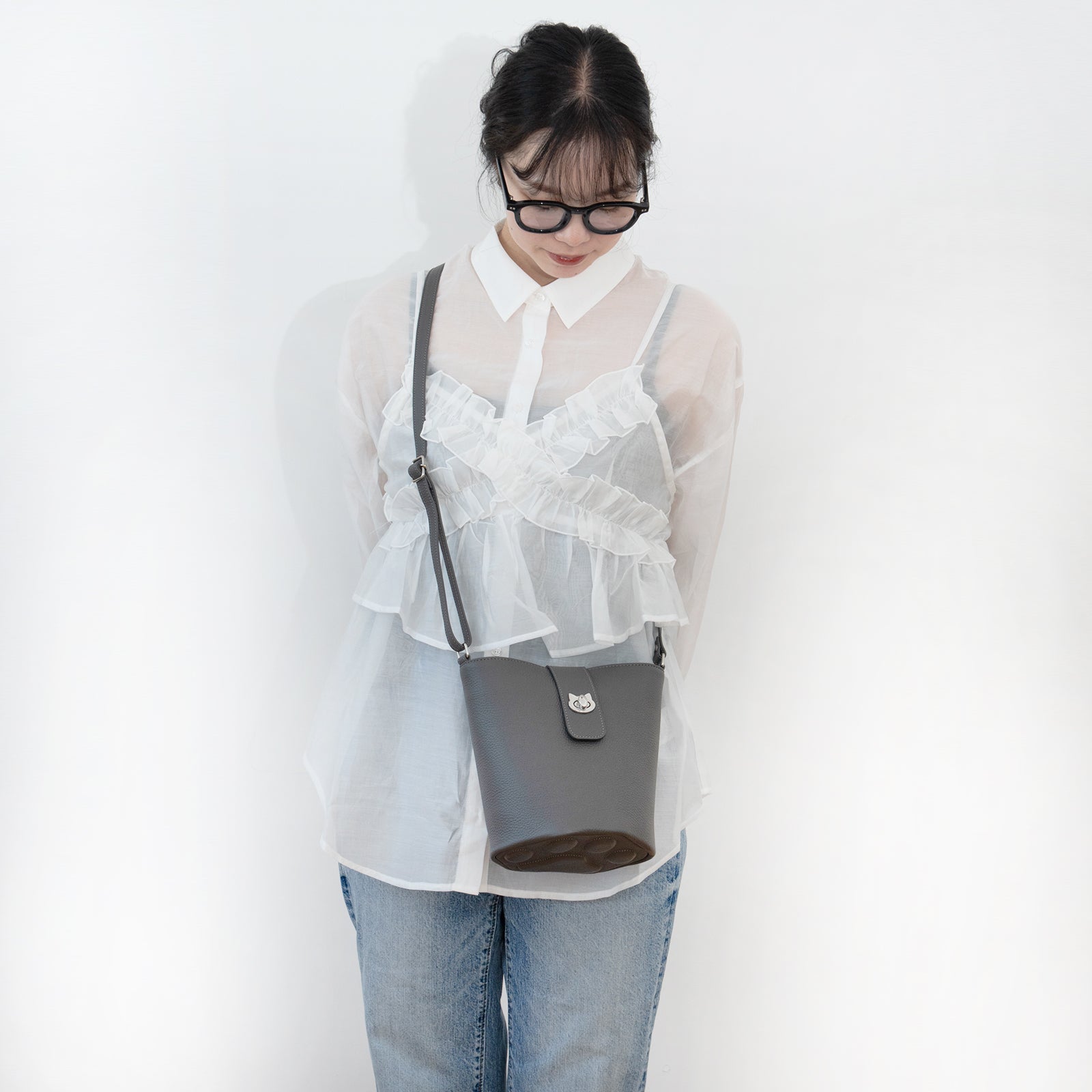 [Renewal] Shoulder Bag - PAW Cuir Mach / Graphite