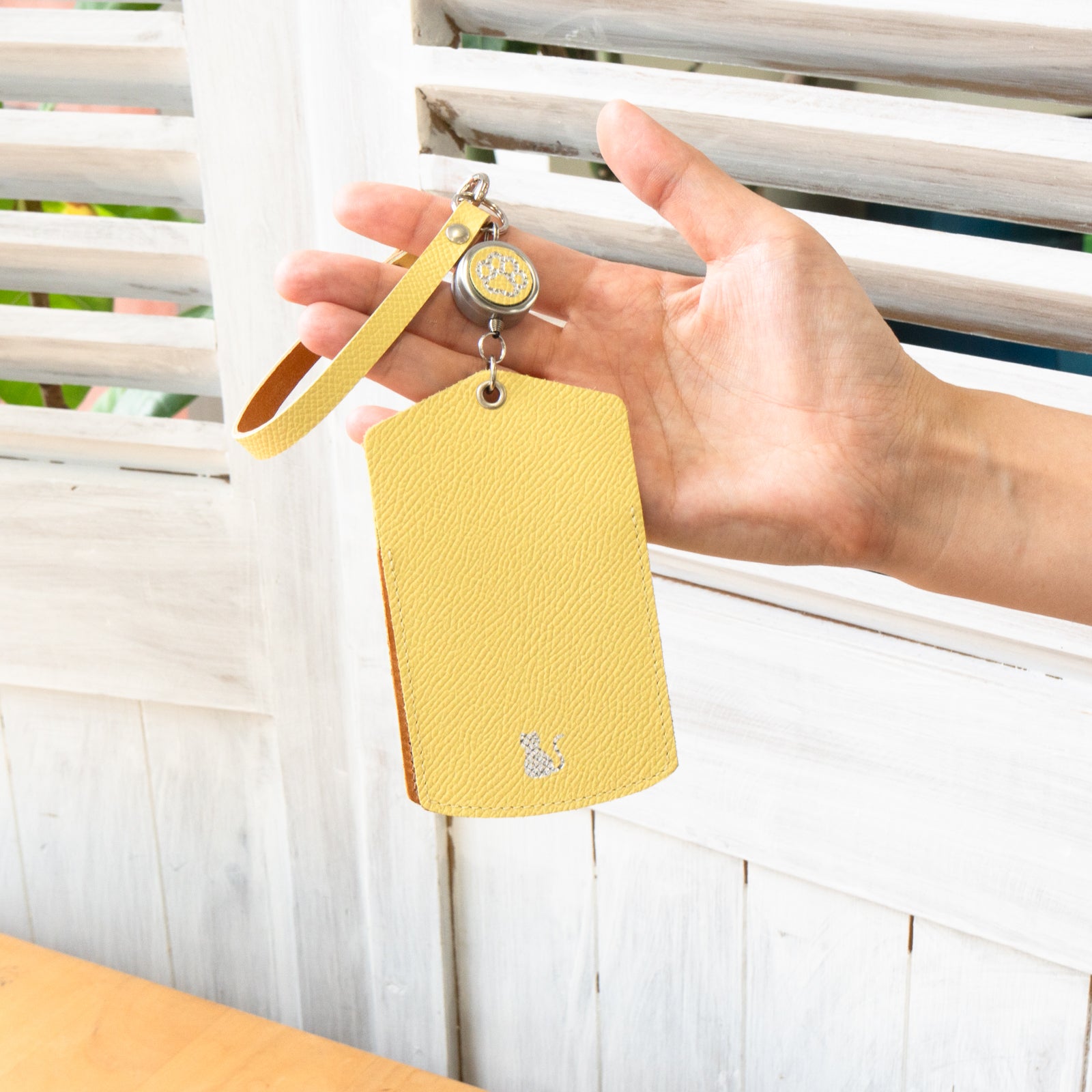 [7/22 (Mon) One-day only, pre-order sale] Nyan Photo Pass Case, Epsom leather / Jaune Poussin