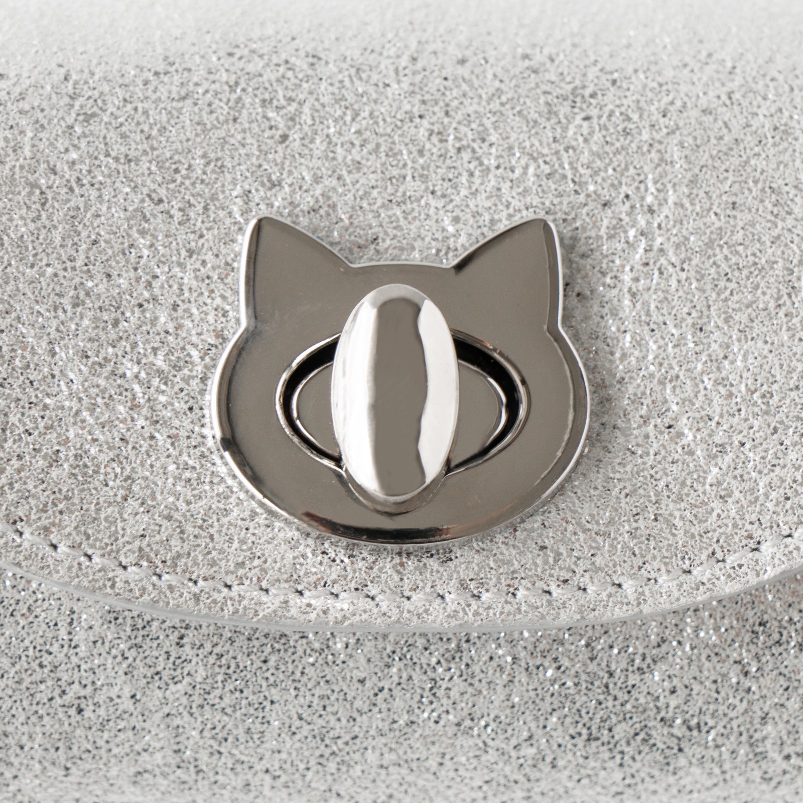 [8/8 (Thurs) International Cat Day - One-day only pre-order sale] Sparkly Shell Pouch CAT / Silver