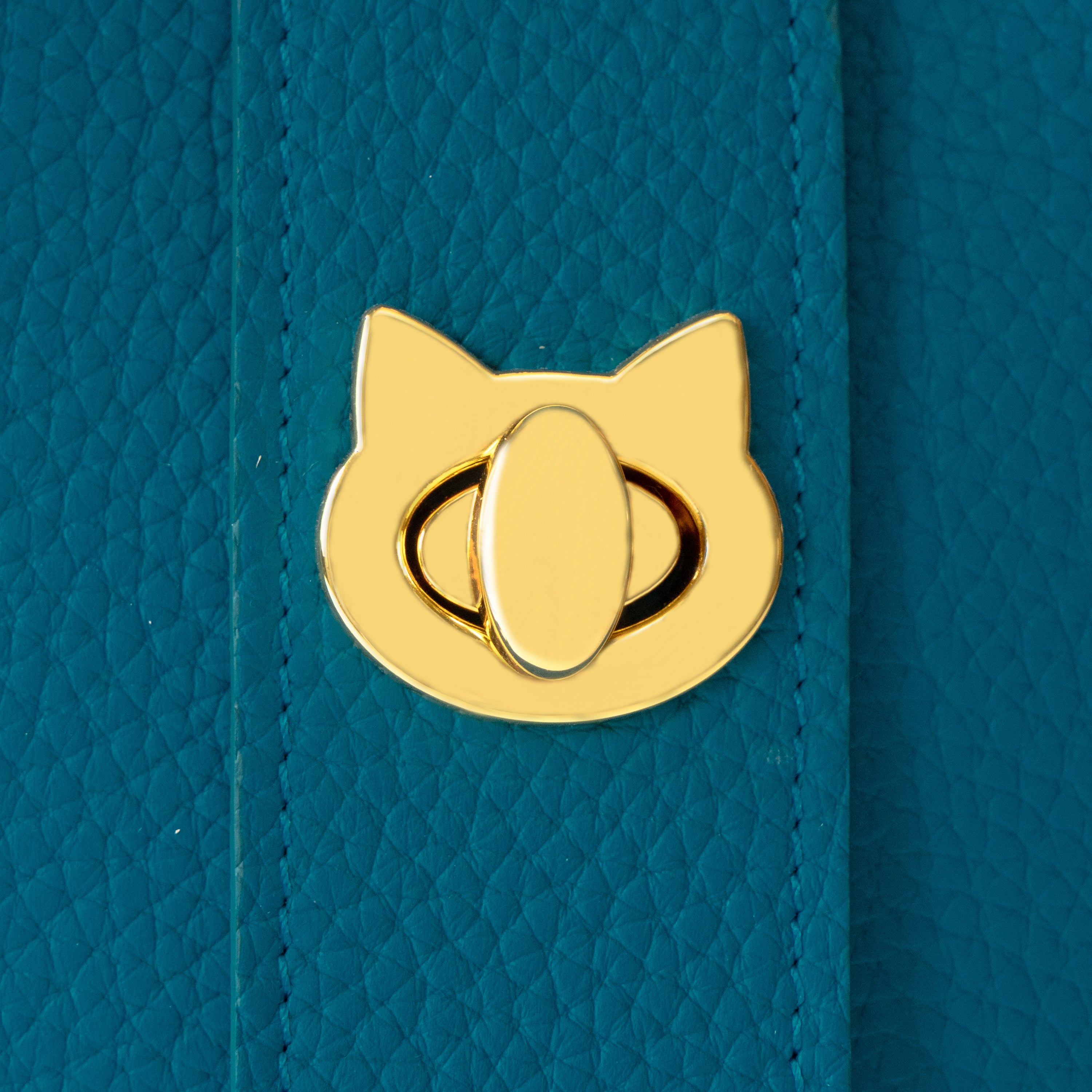 【限定カラー】【送料無料】チェーンショルダー付きミニバッグ・PAW　キュイール・マッシュ  / アクアマリン