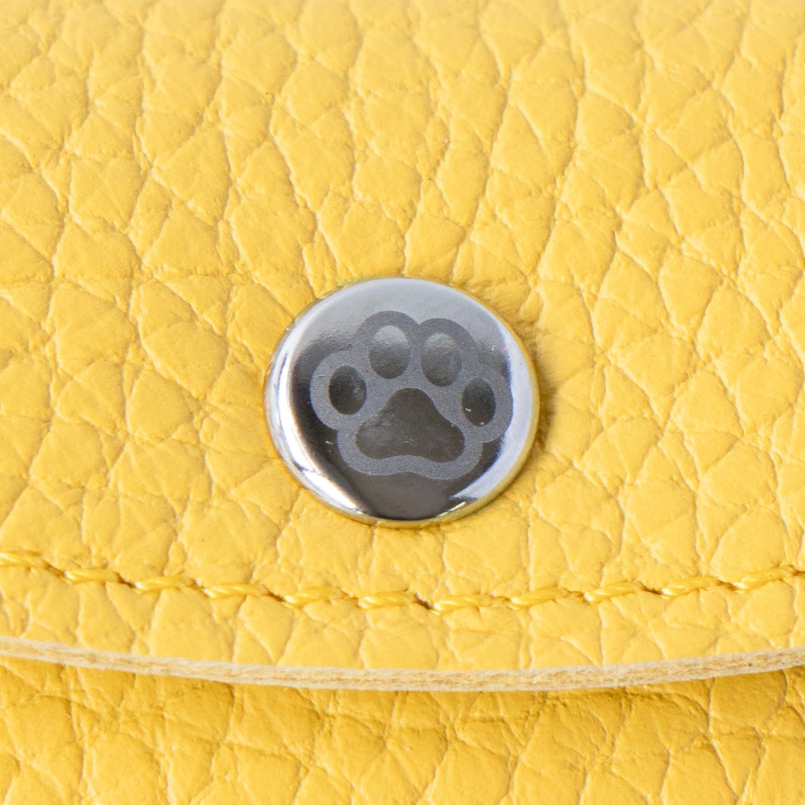 [8/8 (Thu) International Cat Day - One-day only pre-order sale] Flap key ring - Furnya Nano Cuir Mash / John Briand