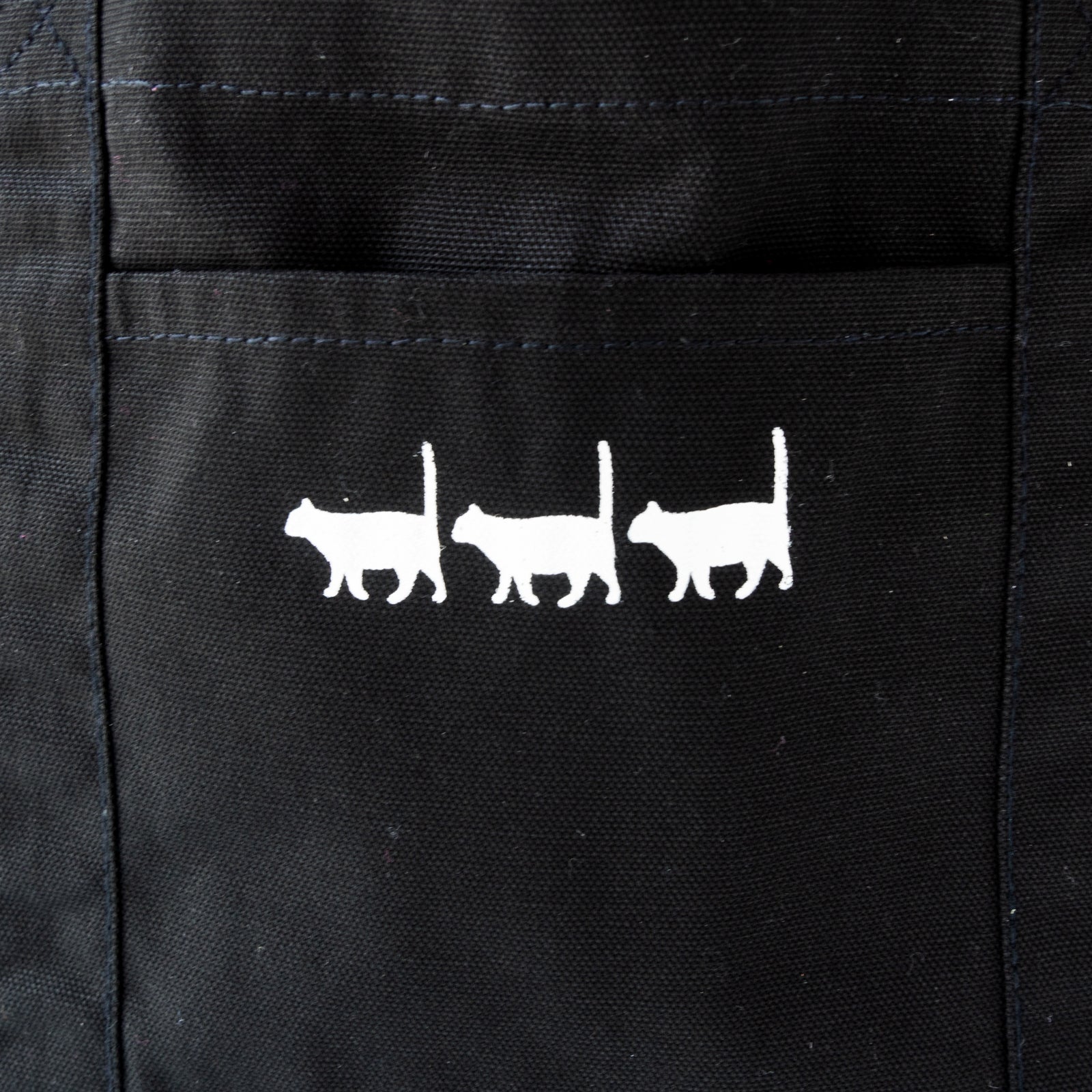 [8/8 (Thu) International Cat Day - One-day only - Made-to-order sale] Cotton cat tote with big paw charm / Black x Black