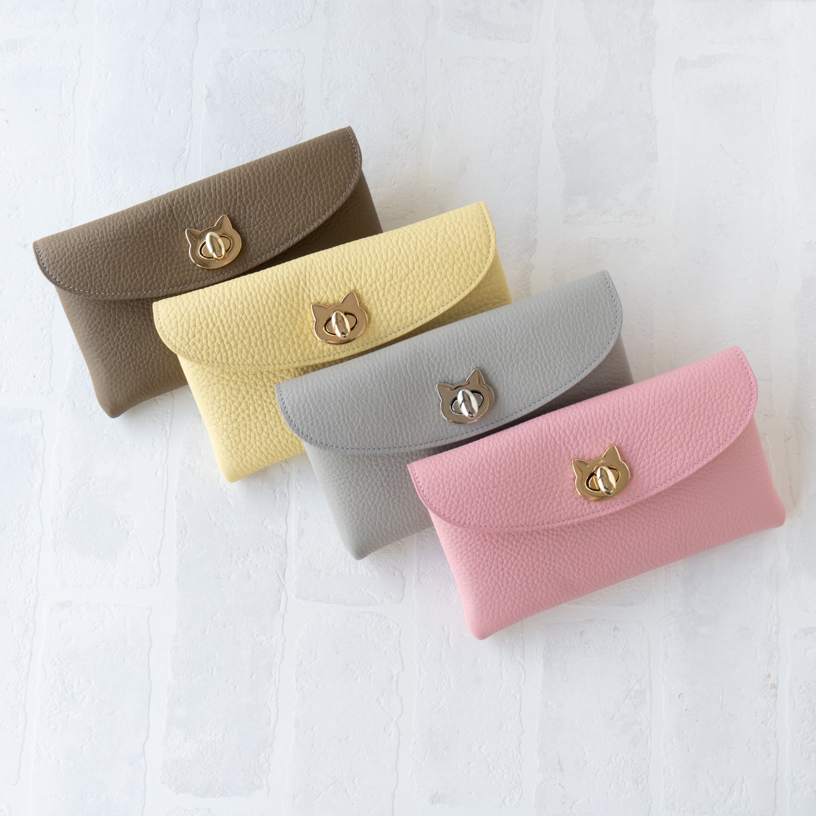 [8/22 (Thu) One-day only, pre-order sale] Flap Wallet Furnya Long Cuir Mache / Taupe