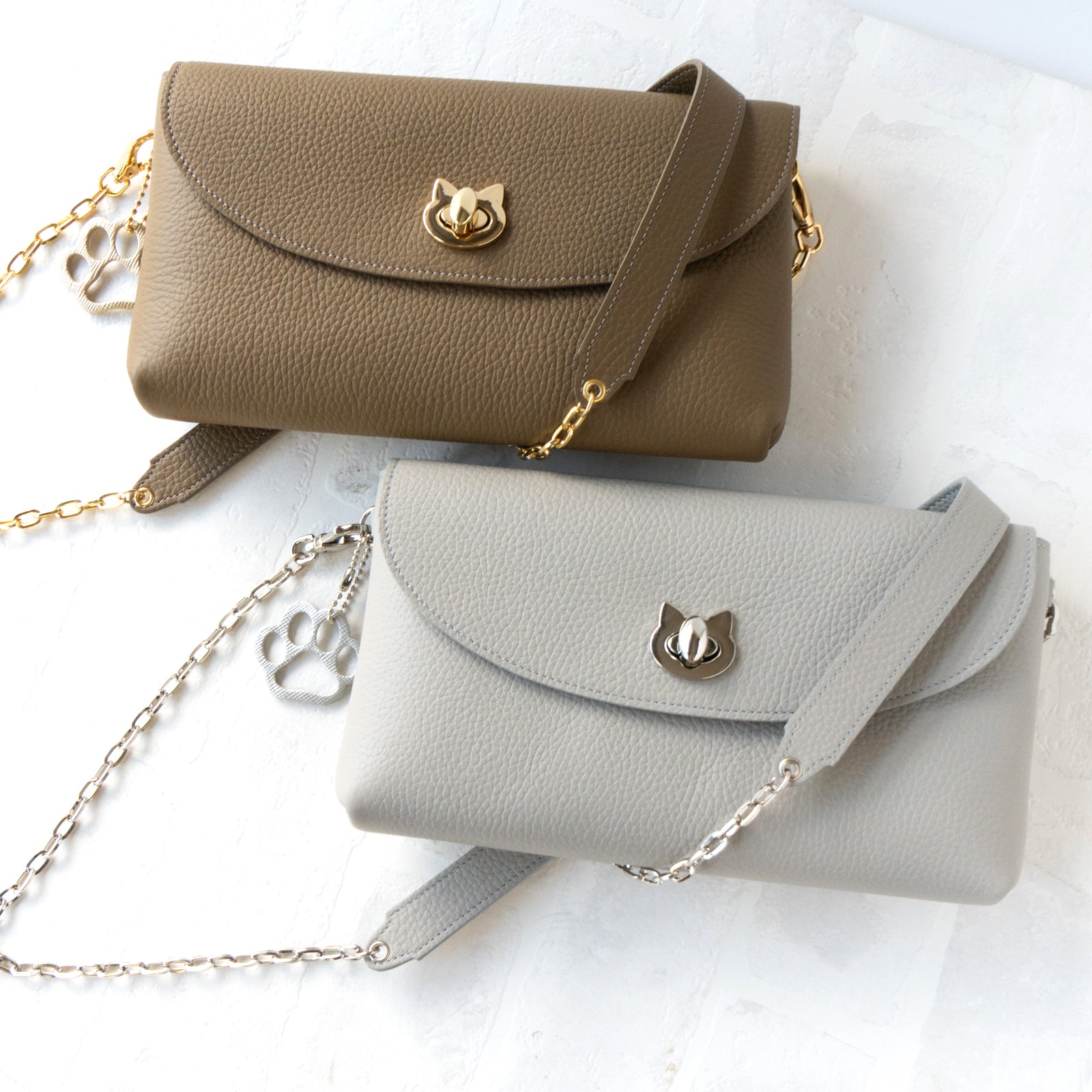 [8/22 (Thu) One-day only, pre-order sale] Furnya Pochette Cuir Mache / Light Gray