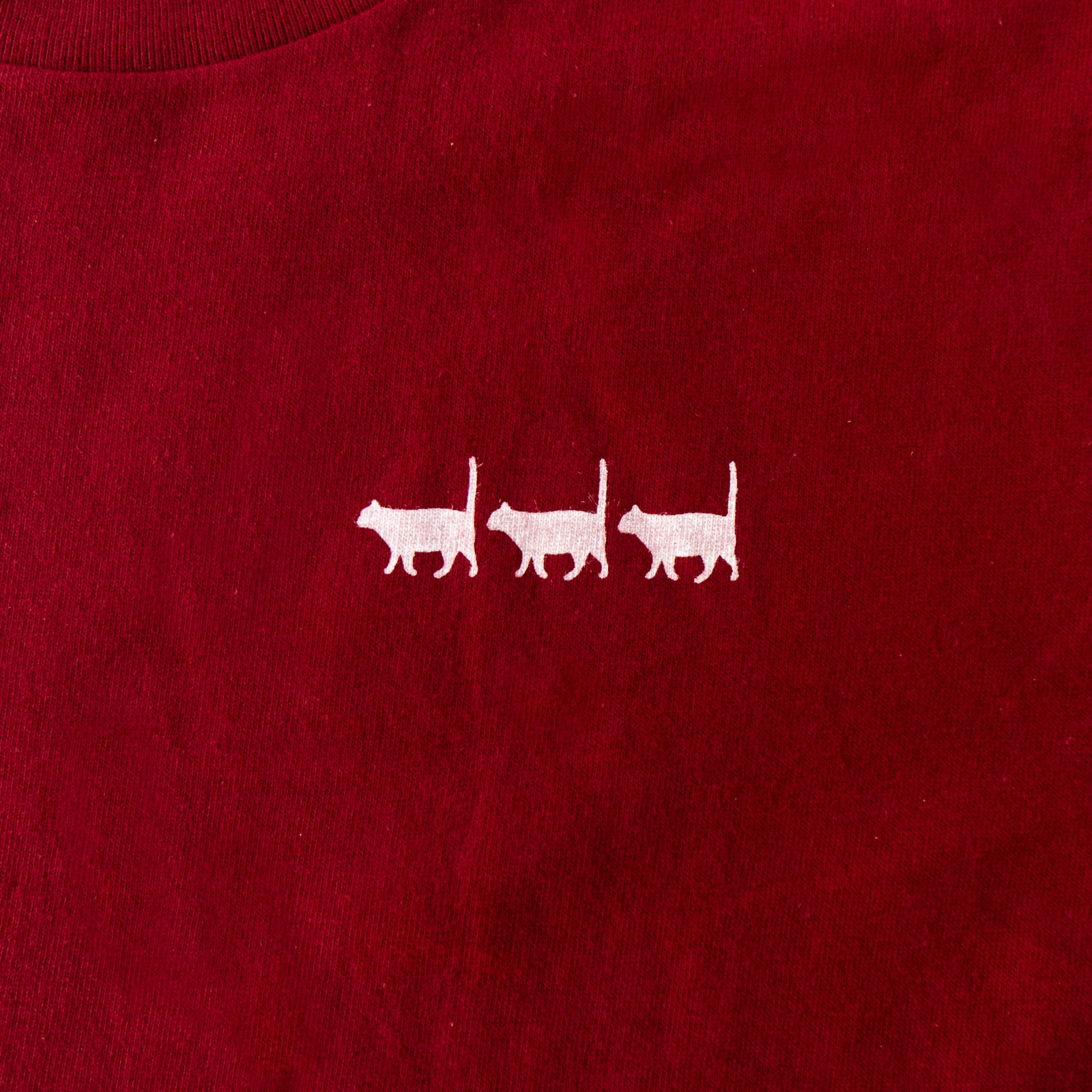 [10/22 (Tue) 1-day limited time only, pre-order sale] Cat print long T-shirt [White cat march] / Burgundy