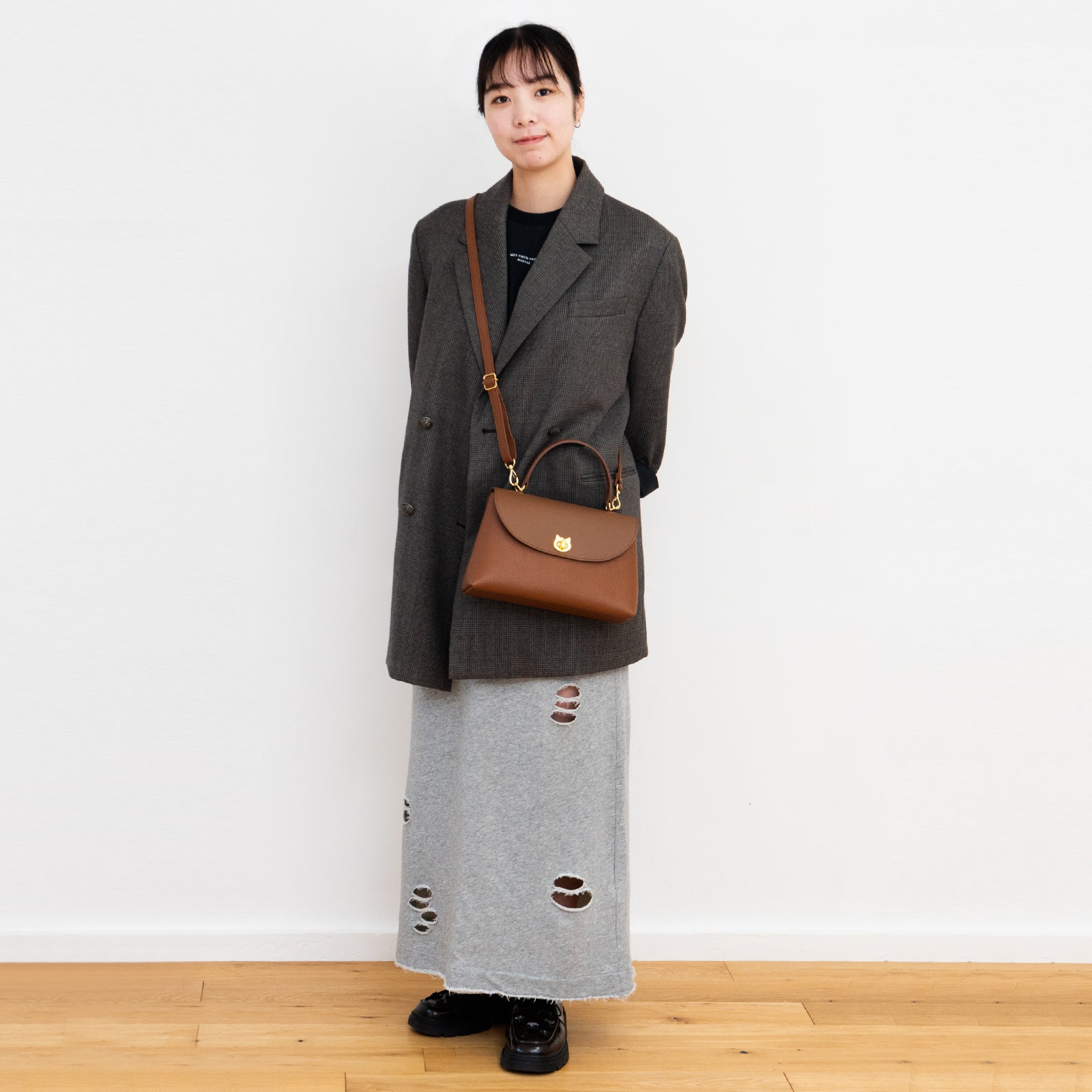 【受注販売：7/24(金)22:00～26(日)】【初回10%OFF】フラップコンビハンドバッグ  /  キャメル
