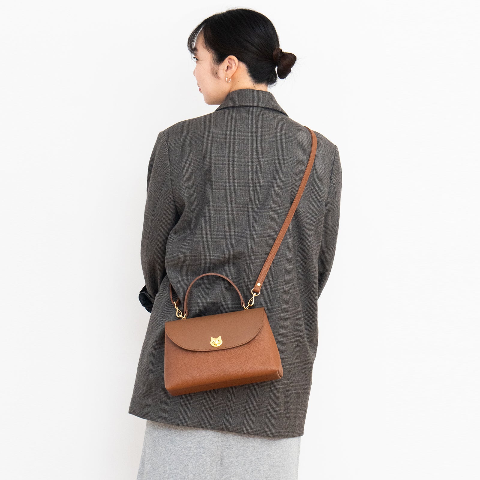 【受注販売：7/24(金)22:00～26(日)】【初回10%OFF】フラップコンビハンドバッグ  /  キャメル
