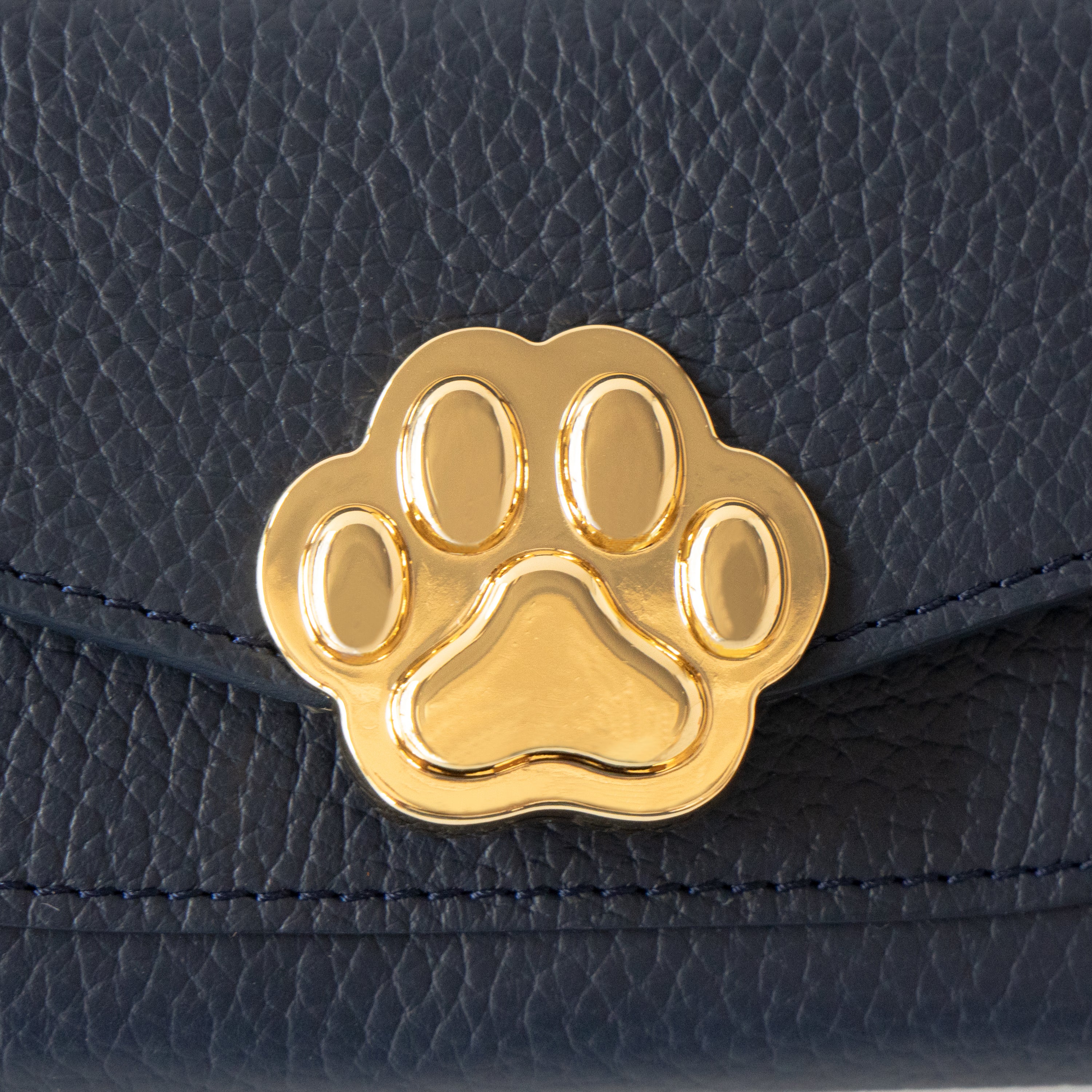 【受注販売：7/24(金)22:00～26(日)】【初回10%OFF】小さなレザーフラップ長財布・ミャウヴェル  /  ブルーニュイ