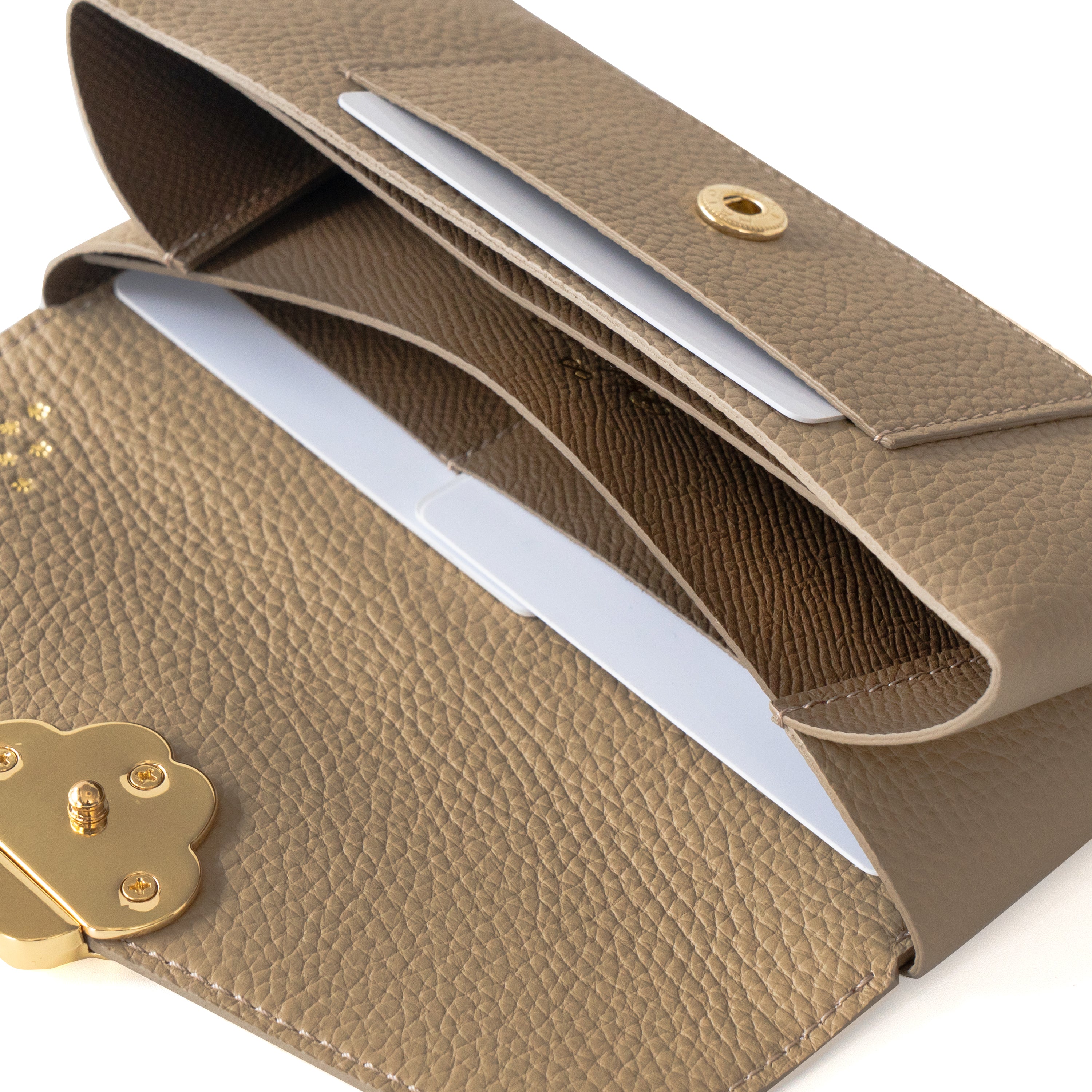 【受注販売：7/24(金)22:00～26(日)】【初回10%OFF】小さなレザーフラップ長財布・ミャウヴェル  /  トゥルティエール