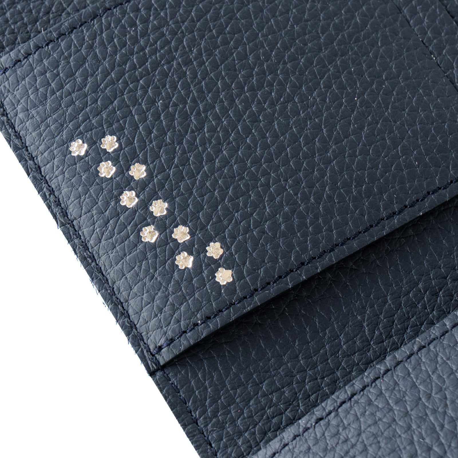 [9/22 (Sun) One-day only, pre-order sales] Handy Wallet Nyapela Grande Cuir Mache / Blue Nuit