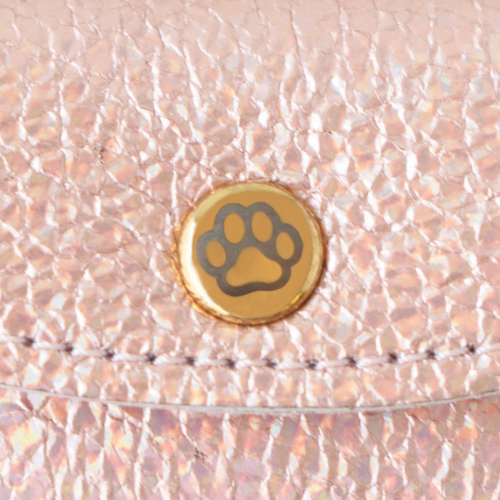 [8/7 (Thu) 22:00 ~ 26-hour limited sale] Frunya Nano Prism Leather Flap Key Ring / Aurora Pink