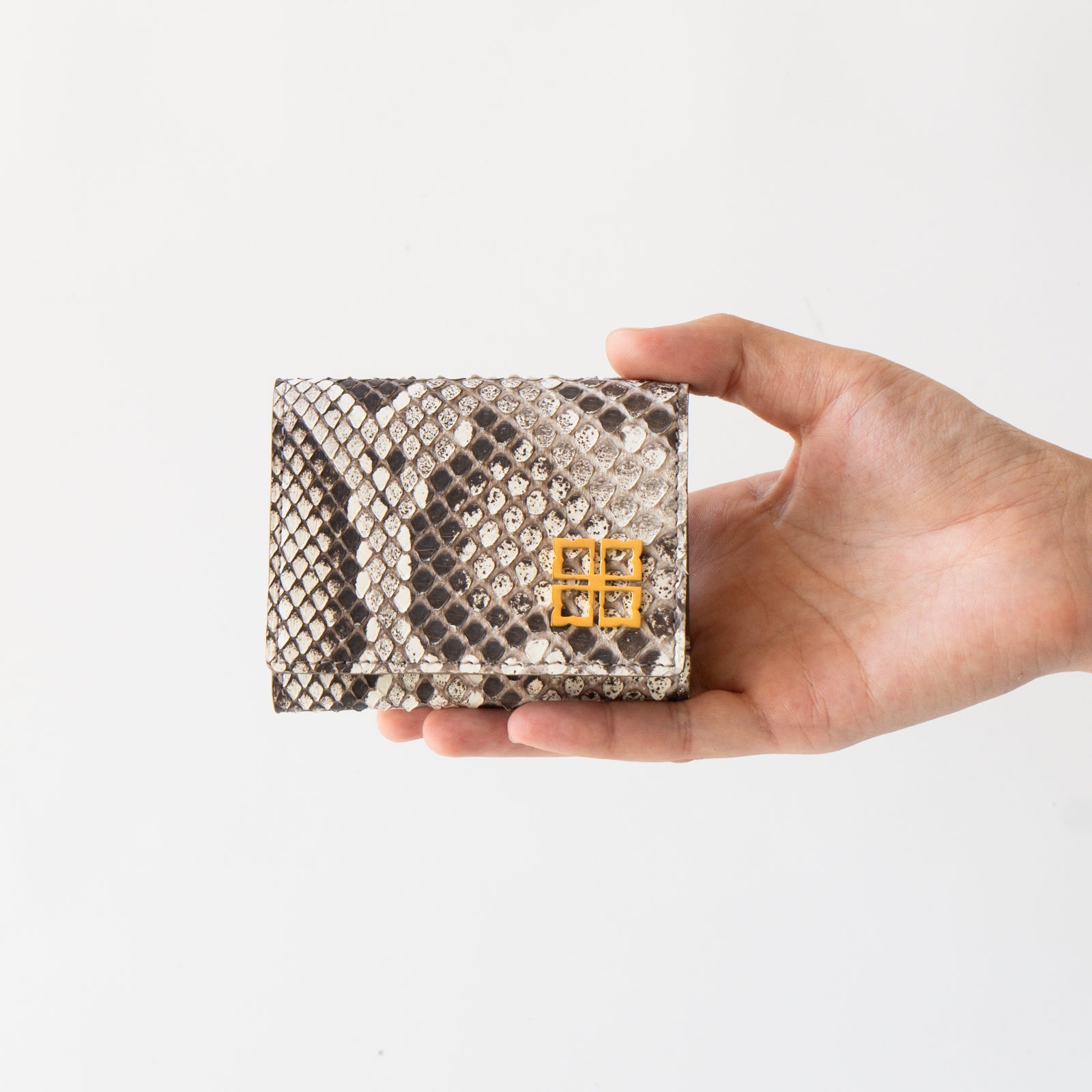 [Made to order 9/13 (Fri) - 9/23 (Mon)] Handy Wallet Opera Lily Foil Python / Gold Beige