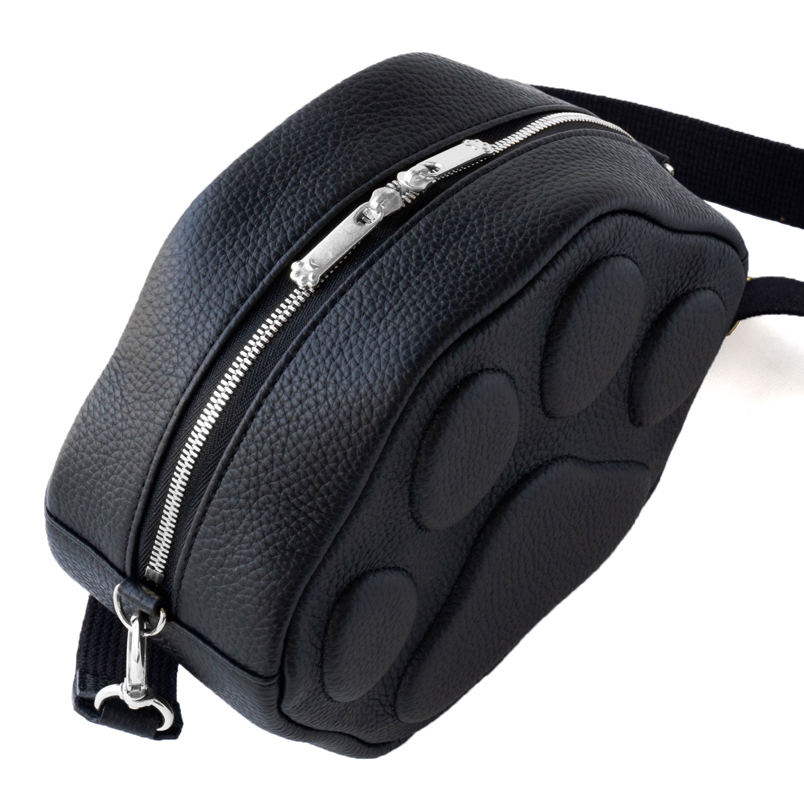 【11/21(金)22:00～ 26時間限定販売】【数量限定】PAWポシェット  キュイール・マッシュ  /  ブラック [選べる金具]