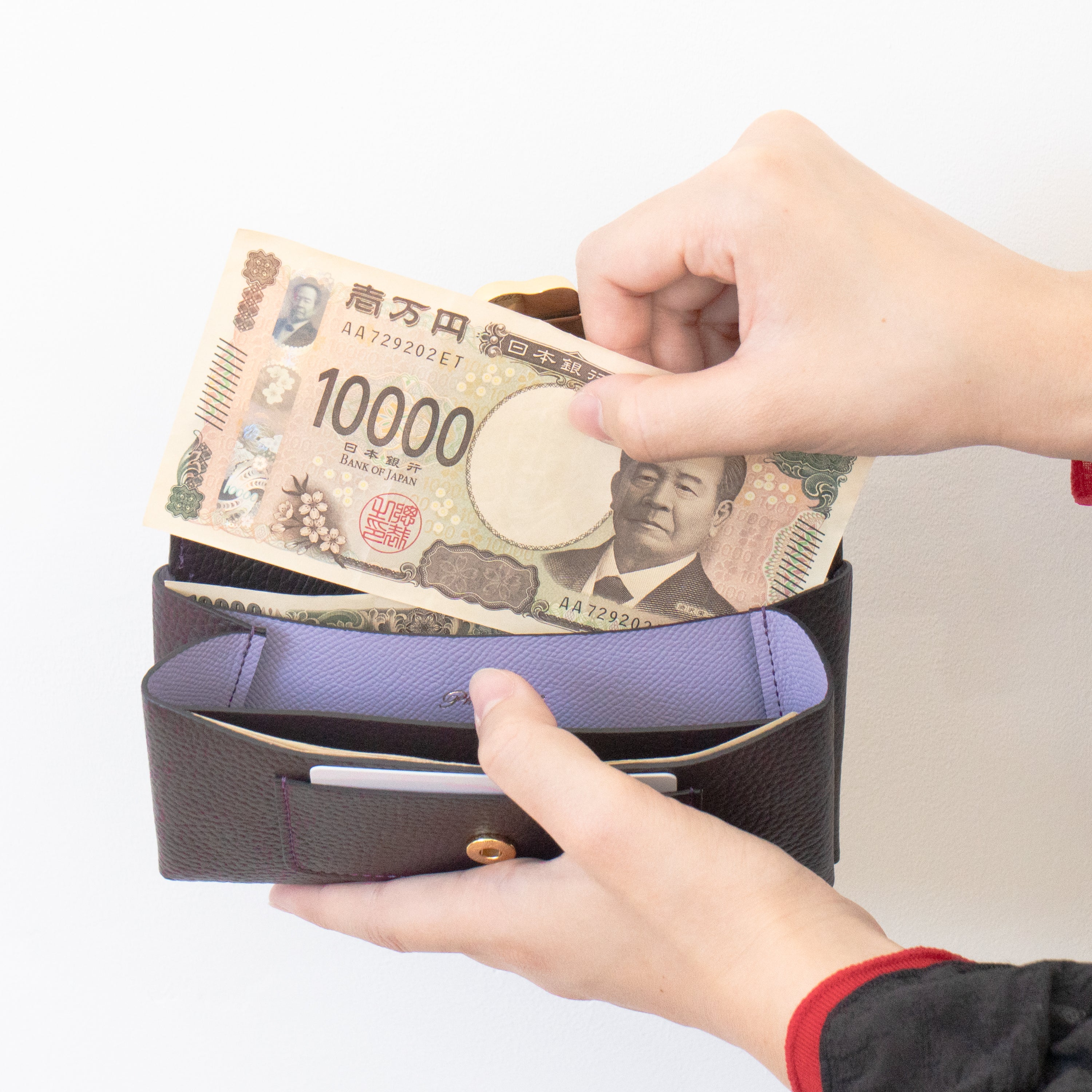 【受注生産：8/28(金)22:00〜30(日)】小さなレザーフラップ長財布・ミャウヴェル  /  レザン