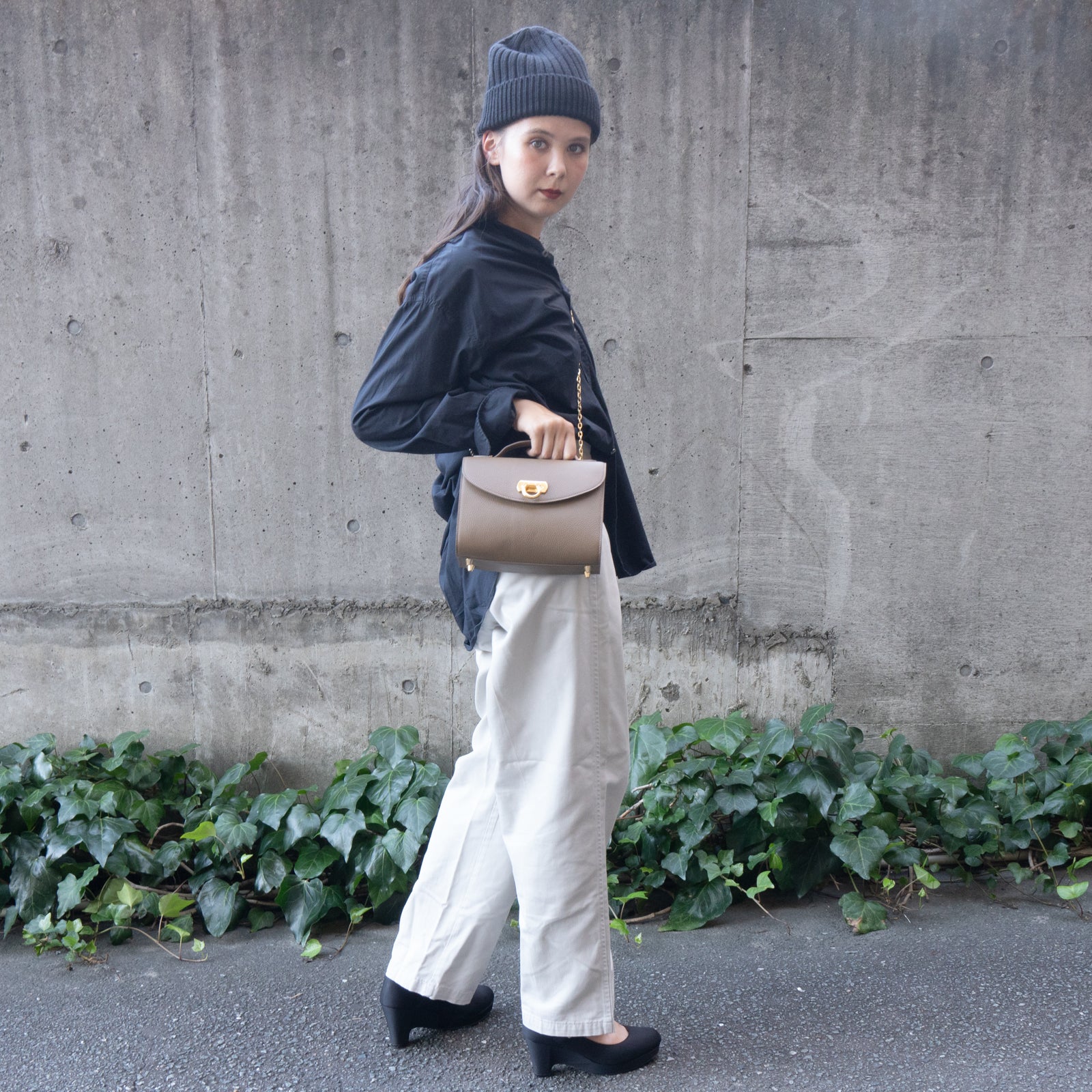 [Made to order 9/20 (Fri) - 9/29 (Sun)] 2WAY Boston Bag Loire 22 Cuir Mache / Taupe 