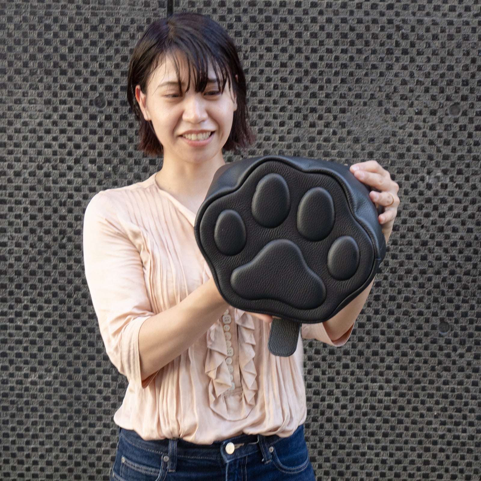 [Resale from 1/1 (Wed) to 1/3 (Fri)] Baguette Bag PAW Cuir Mache / Black 