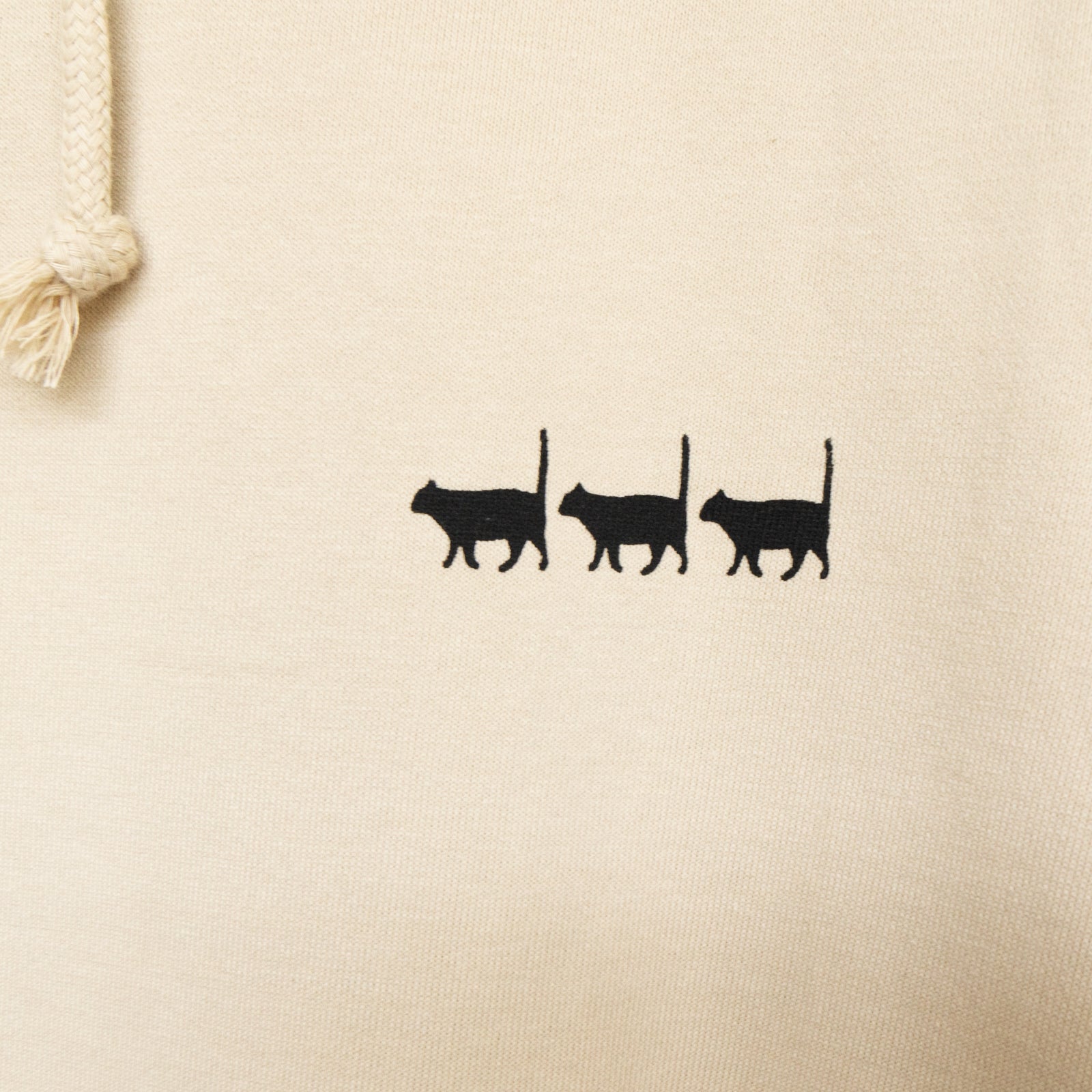 [10/8 (Tue) 1-day limited time only, pre-order sale] Cat print hoodie / ivory 