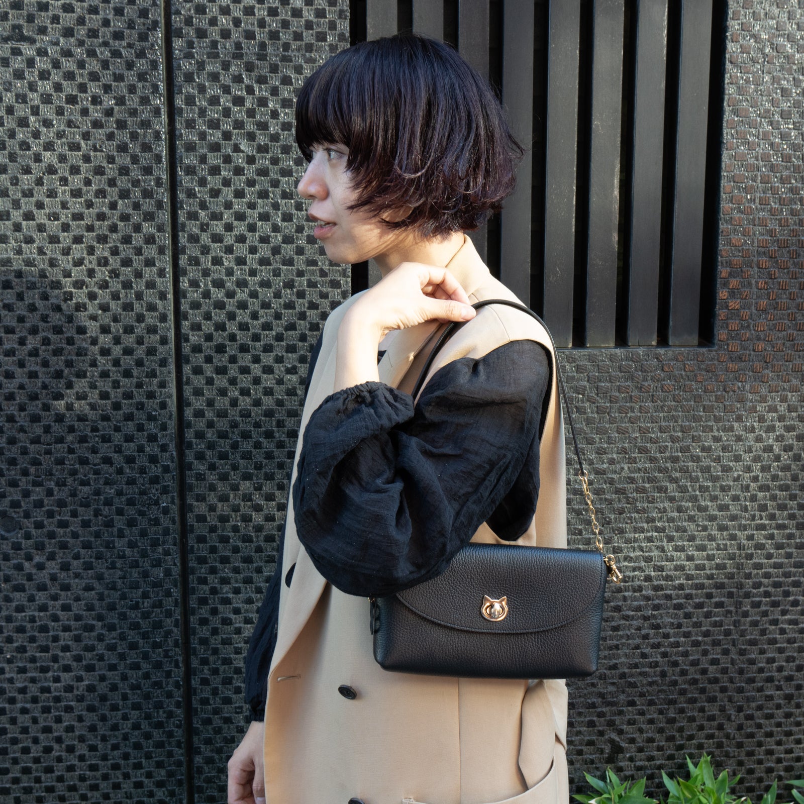 [10/8 (Tue) One-day only, pre-order sale] Furnya Pochette Cuir Mache / Black