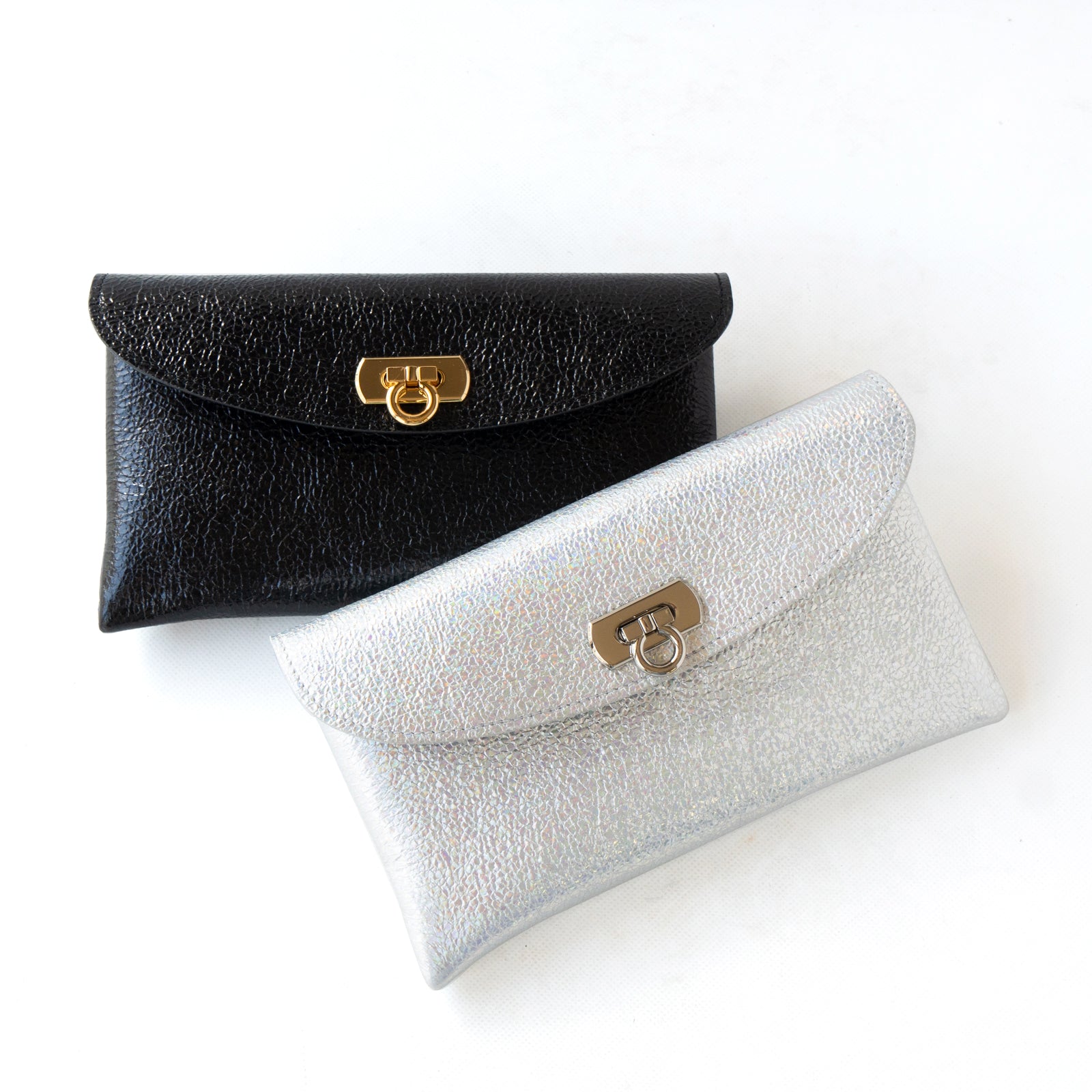 [Resale from 12/1 (Sun)] Flap Wallet Fleur Long (with inner card case and back pocket) Prism Leather / Black