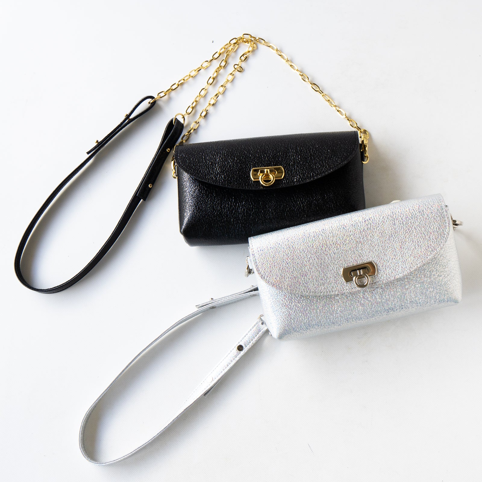 [11/1 (Fri) ~ 11/4 (Mon) 4-day limited time sale] Fleur Million Pochette (with back pocket) Prism Leather / Aurora Silver