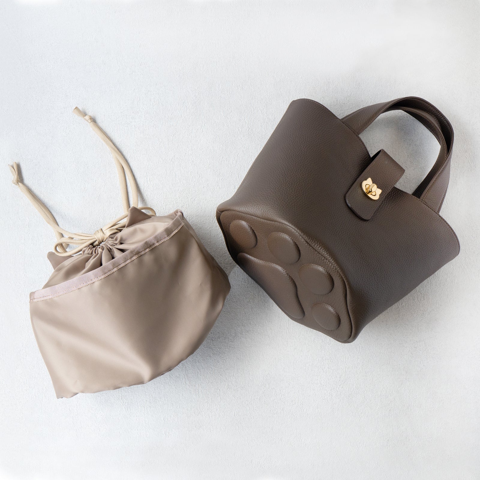 【10/7(火)22:00～ 26時間限定販売】【数量限定】PAW in BAG /  ベージュ