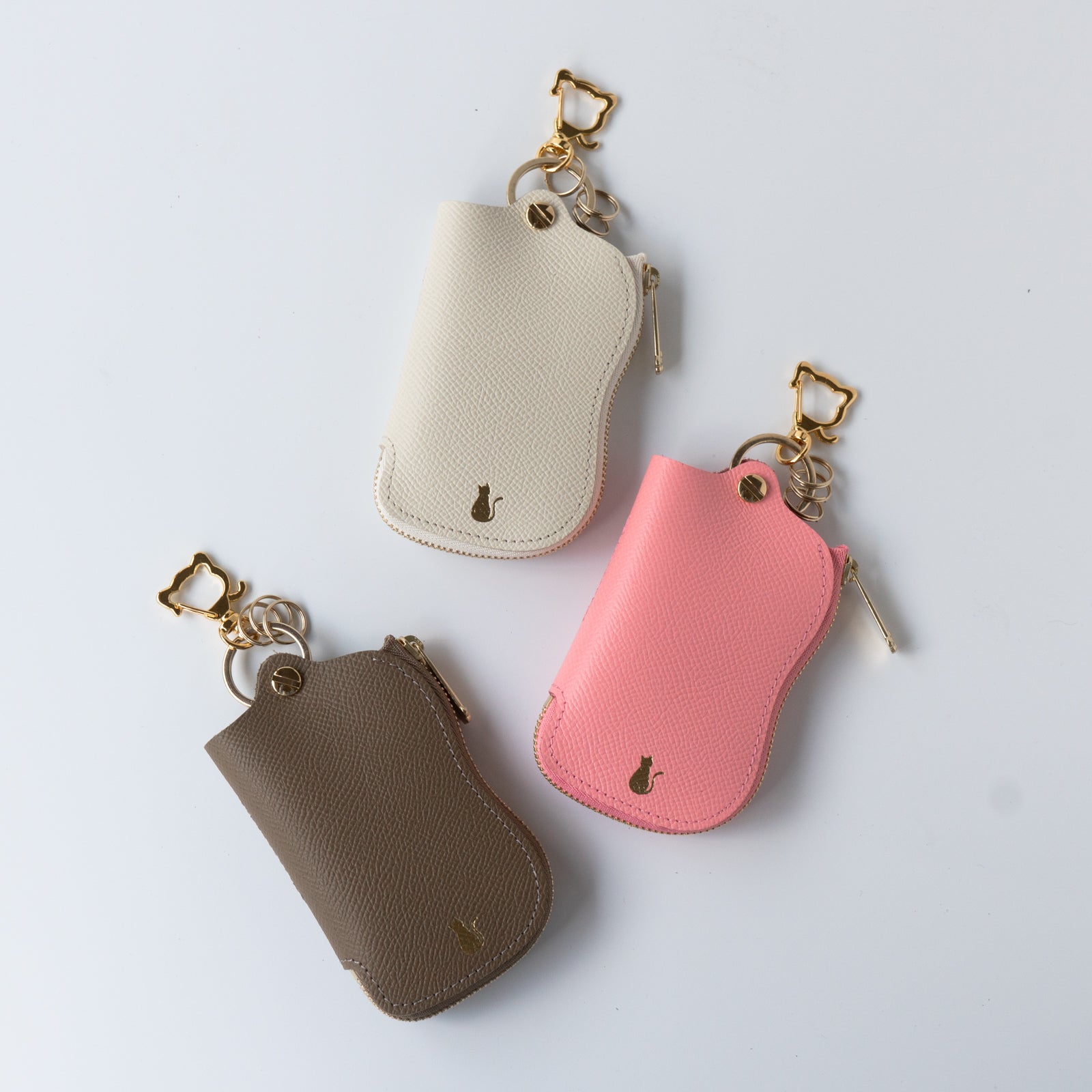 【10/7(火)22:00～ 26時間限定販売】【数量限定】スマートキーケース　ヴォー・エプソン  /  クリーム