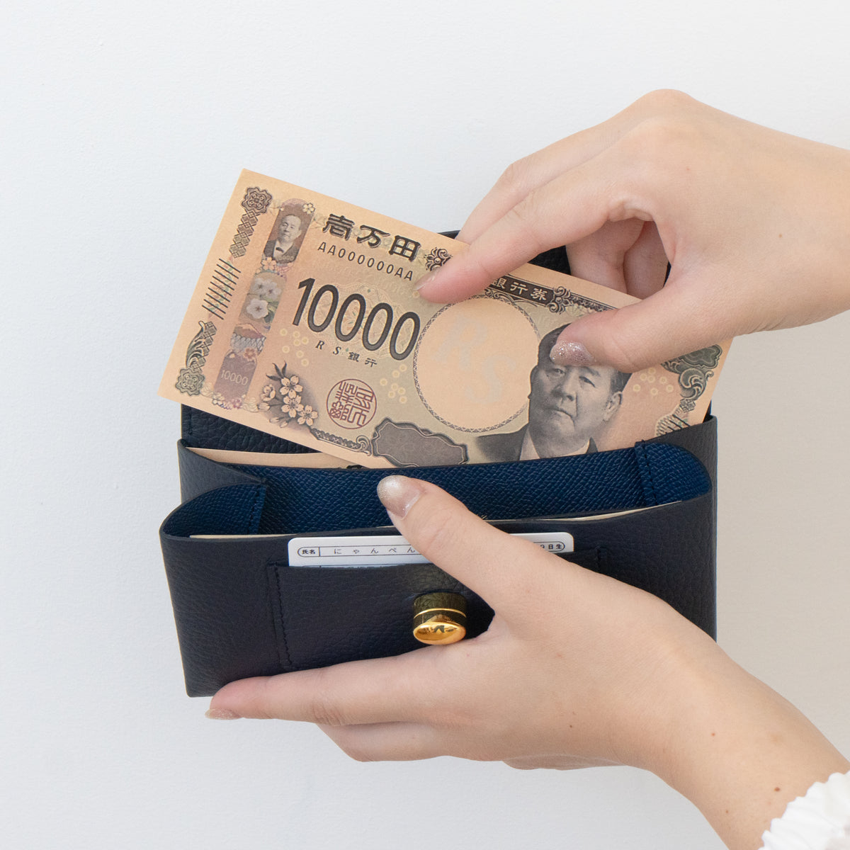 【受注販売：10/9(金)22:00〜13(火)】小さなレザーフラップ長財布・ミャウヴェルロック　キュイール・マッシュ  /  ブルーニュイ
