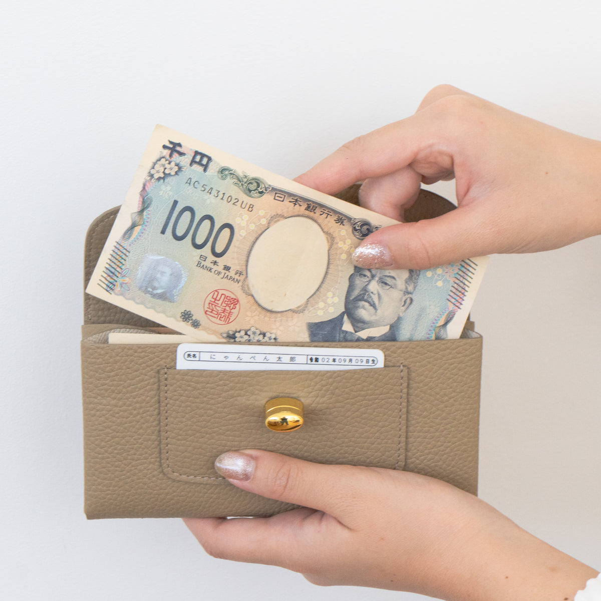 【受注販売：10/9(金)22:00〜13(火)】小さなレザーフラップ長財布・ミャウヴェルロック　キュイール・マッシュ  /  トゥルティエール