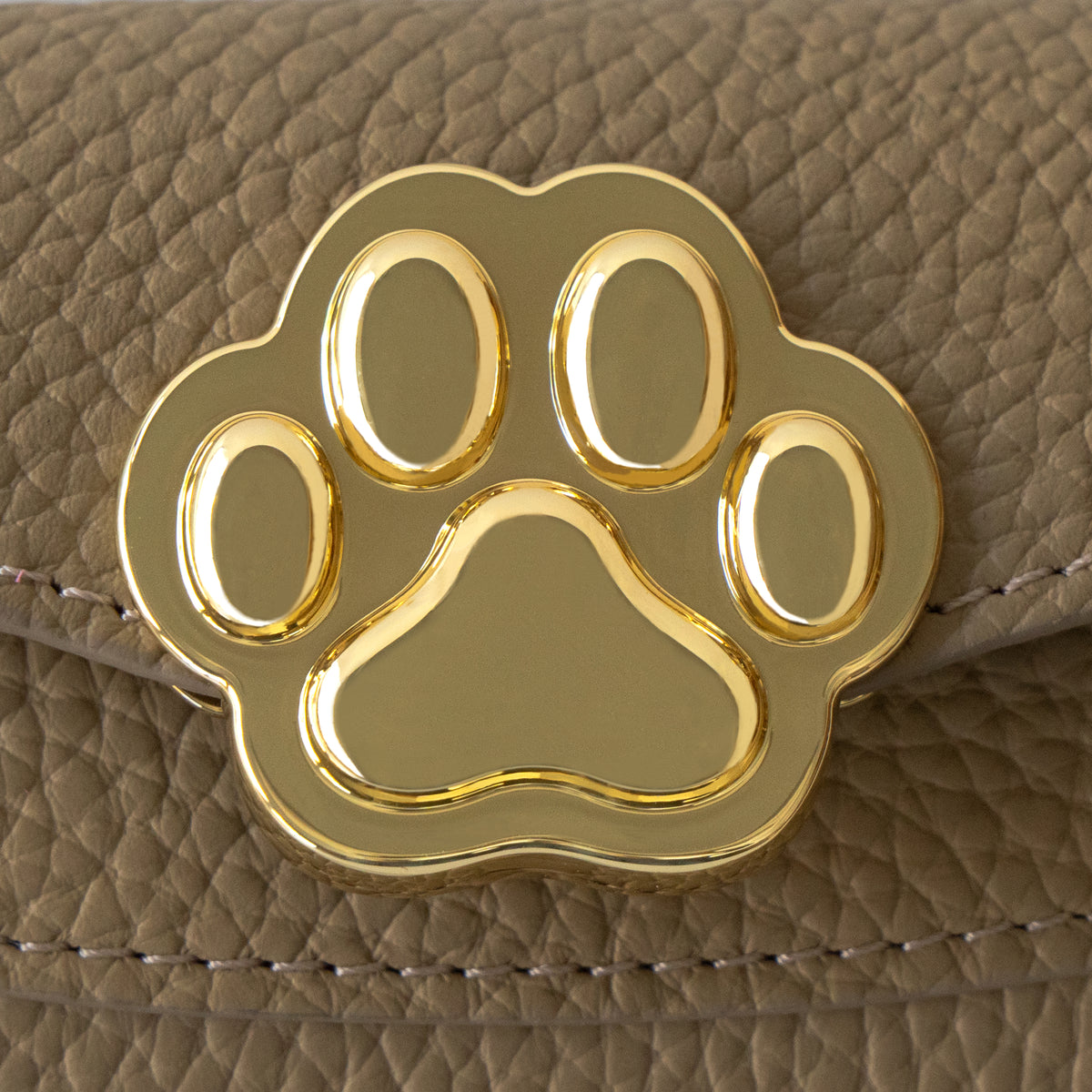 [Made-to-order: 10/23 (Fri) 22:00 - 10/26 (Mon)] Small Multi-case: Meowver Mini Cuir Mush / Turtledove