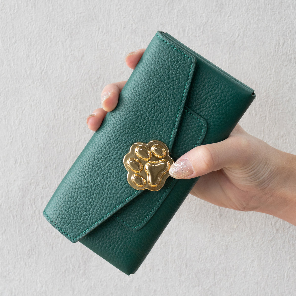 [Made-to-order: 10/23 (Fri) 22:00 - 10/26 (Mon)] Small Leather Flap Long Wallet - Meowver / Emerald