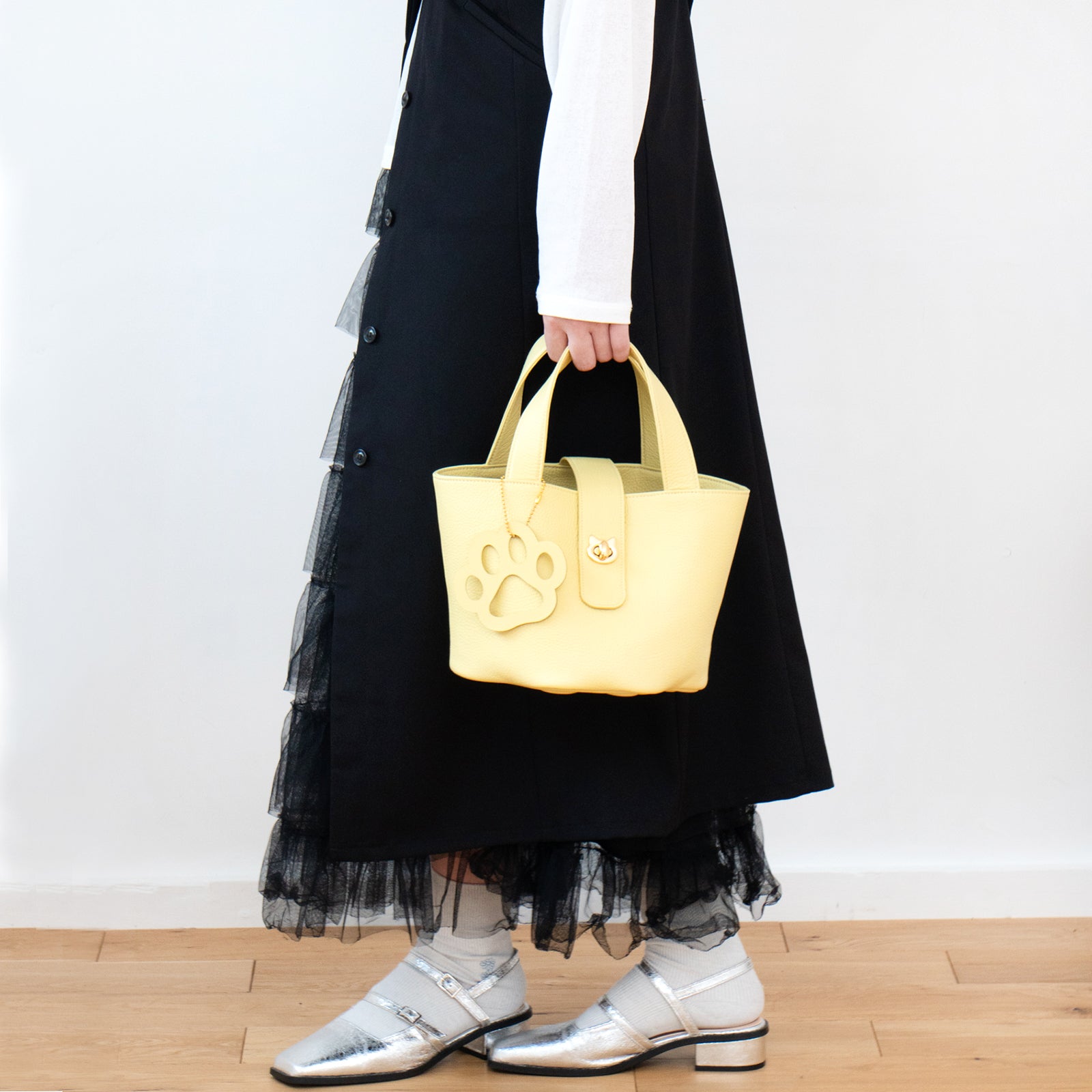 バケットバッグ PAW (パウ) 肉球チャームセット キュイールマッシュ