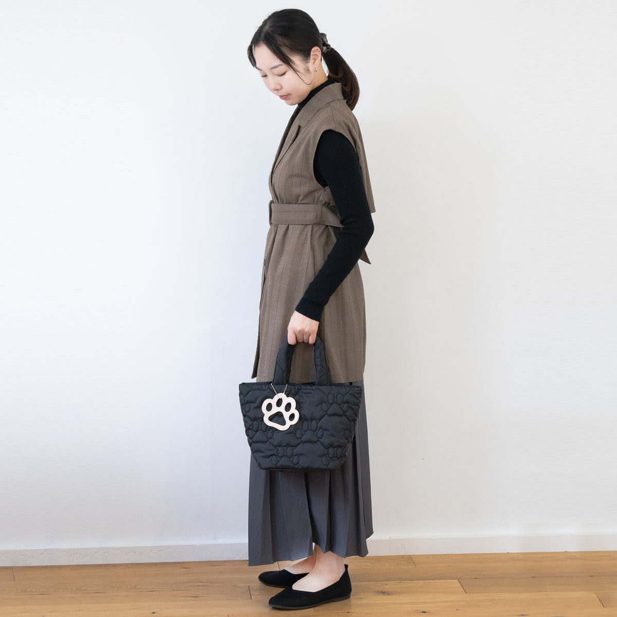 [Limited Quantity] [Pre-order: Sun, Nov 1, 22:00 – Tue, Nov 3] PAW Quilted Tote Bag - Mini / Black