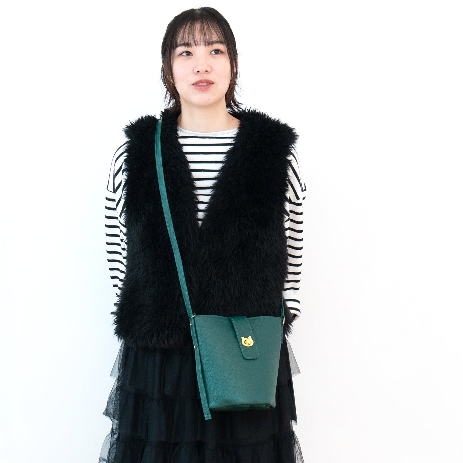 ショルダーバッグ  PAW (パウ)   キュイール・マッシュ / エメラルド