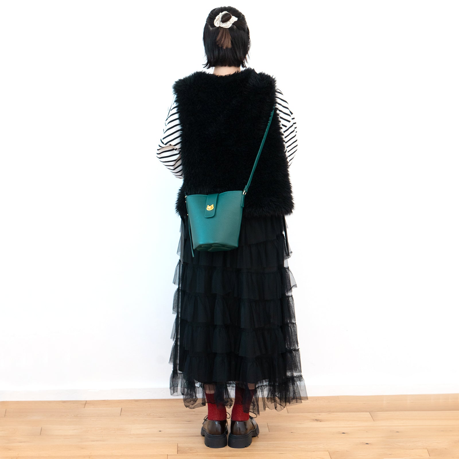 ショルダーバッグ  PAW (パウ)   キュイール・マッシュ / エメラルド