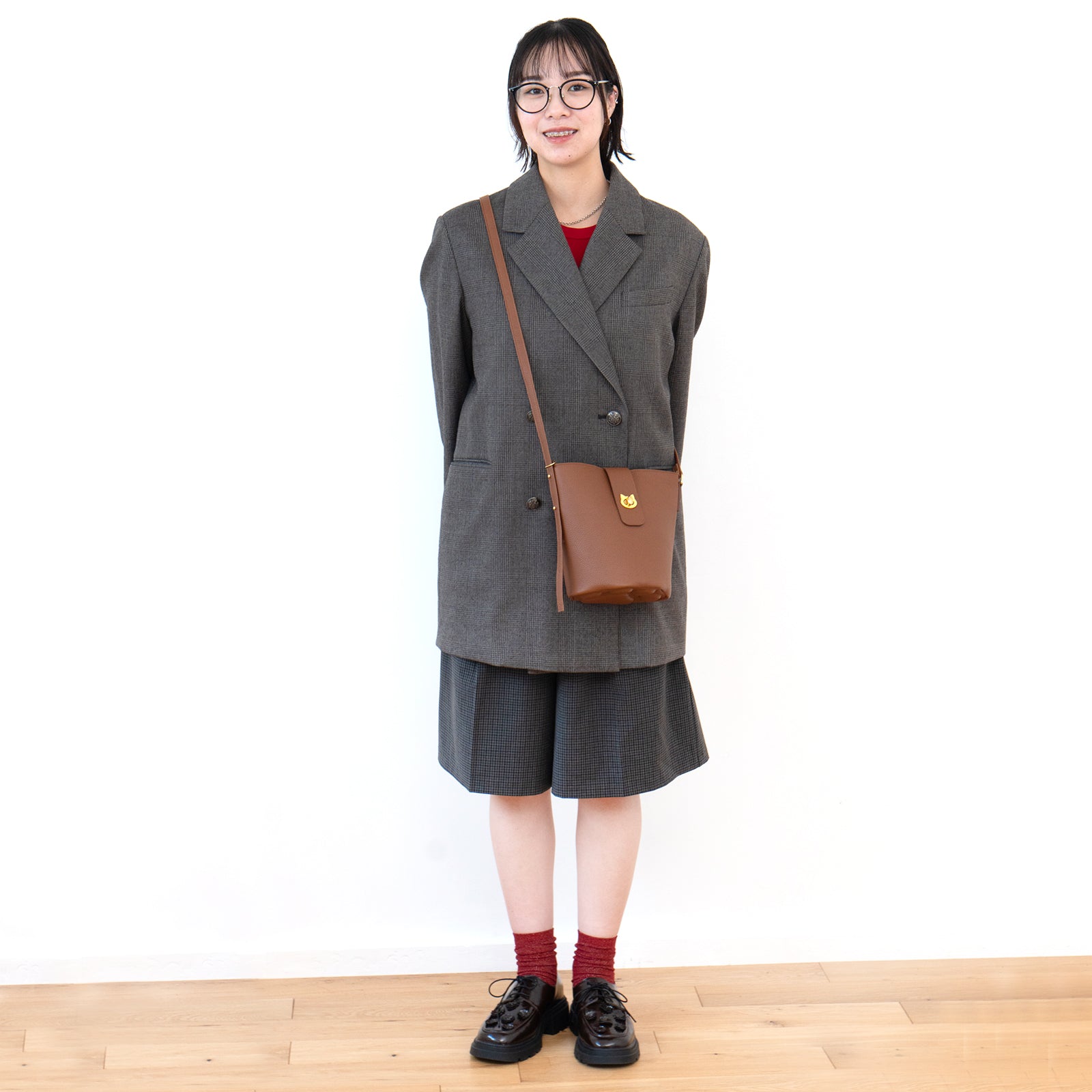 ショルダーバッグ  PAW (パウ)   キュイール・マッシュ / キャメル