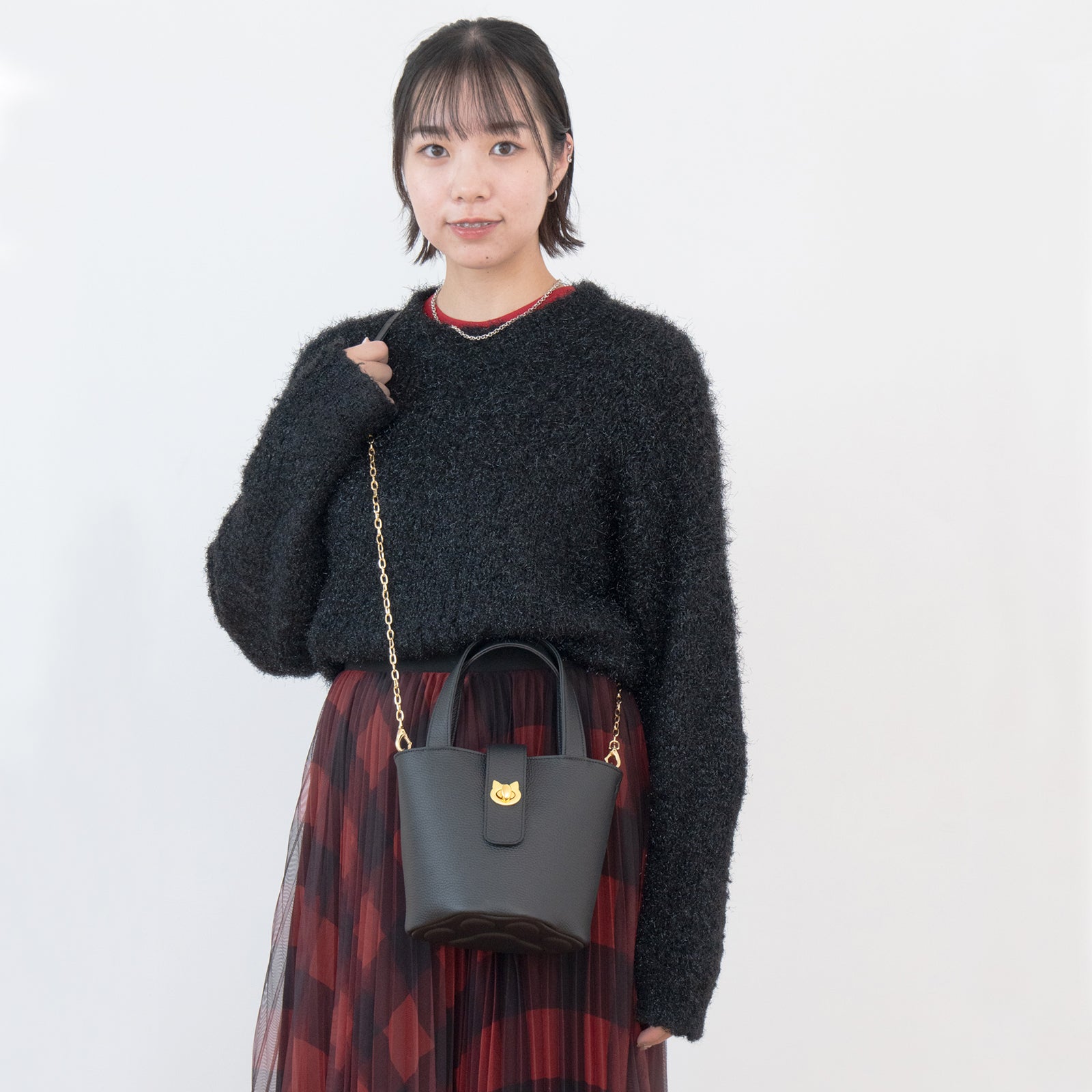 【12/7(日)22:00～ 26時間限定販売】【数量限定】 チェーンショルダー付きミニバッグ・PAW  (パウ)   / ブラック [選べる金具]