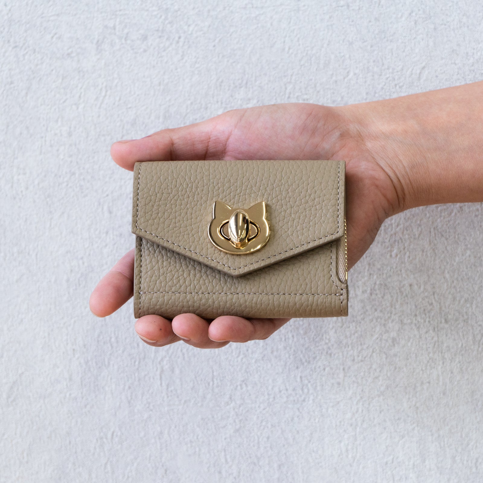 [Limited quantity] [Only available for 3 days from Saturday, December 21st to Monday, December 23rd] Handy Wallet Nyapela Cuir Mache / Tourtiere